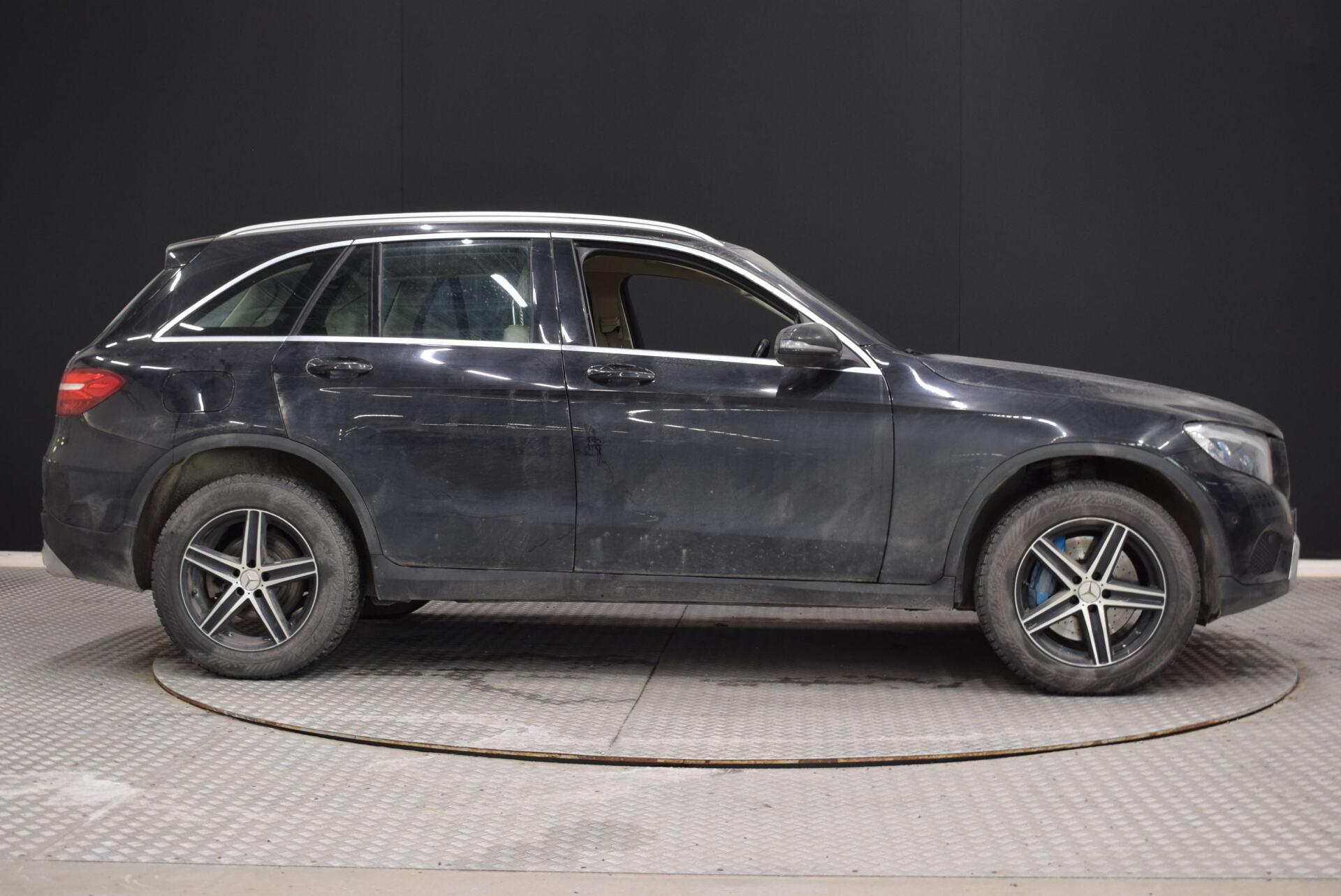 MERCEDES-BENZ GLC 2017