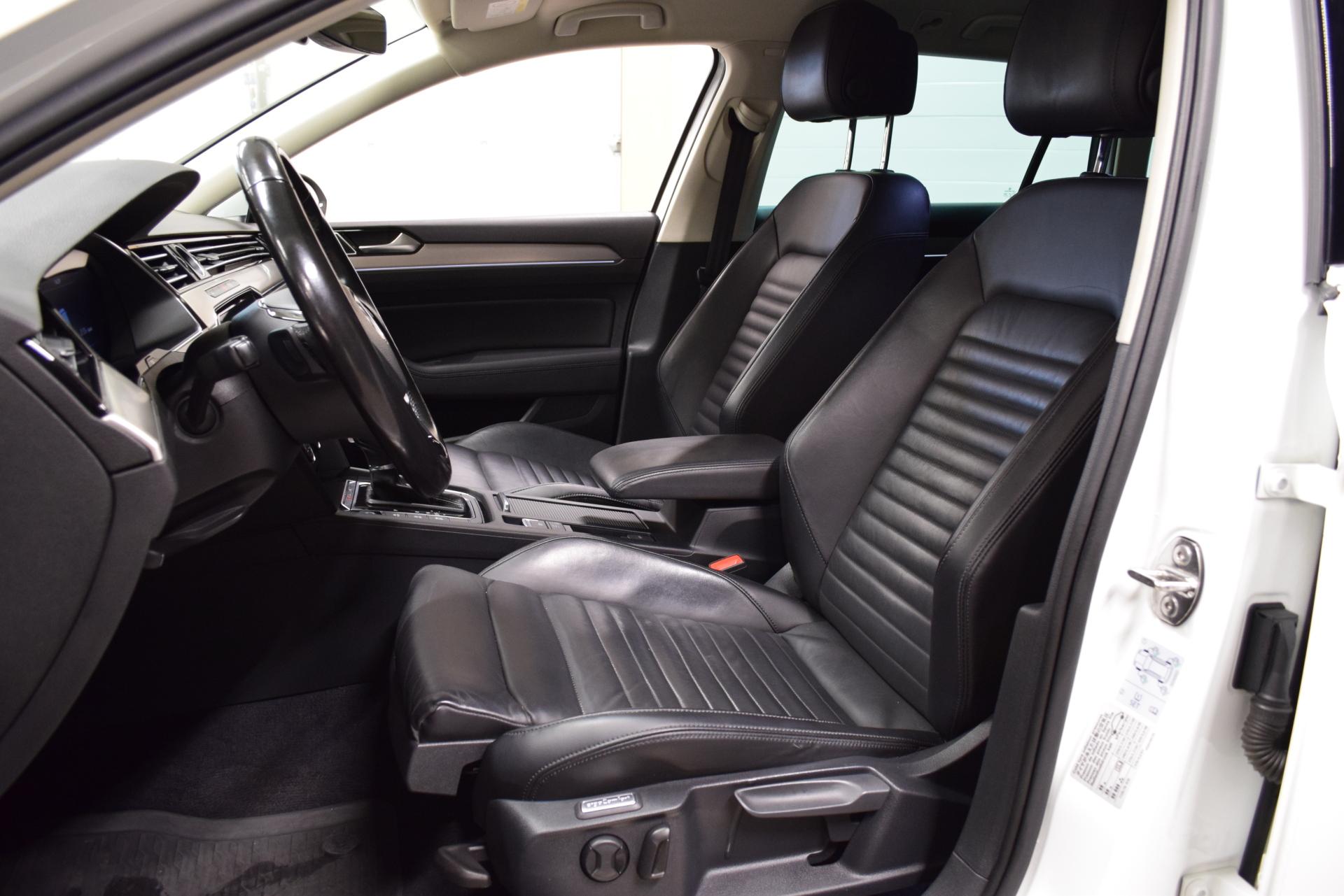 VOLKSWAGEN Passat 2018