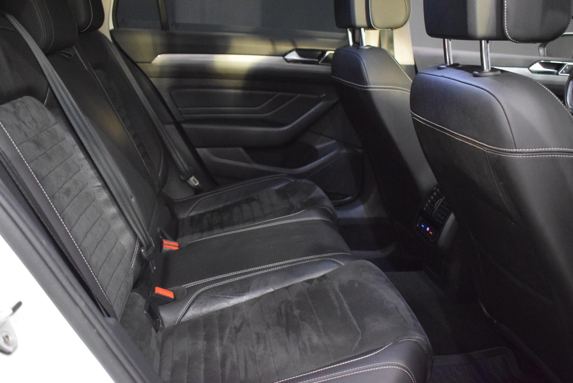 VOLKSWAGEN Passat 2021