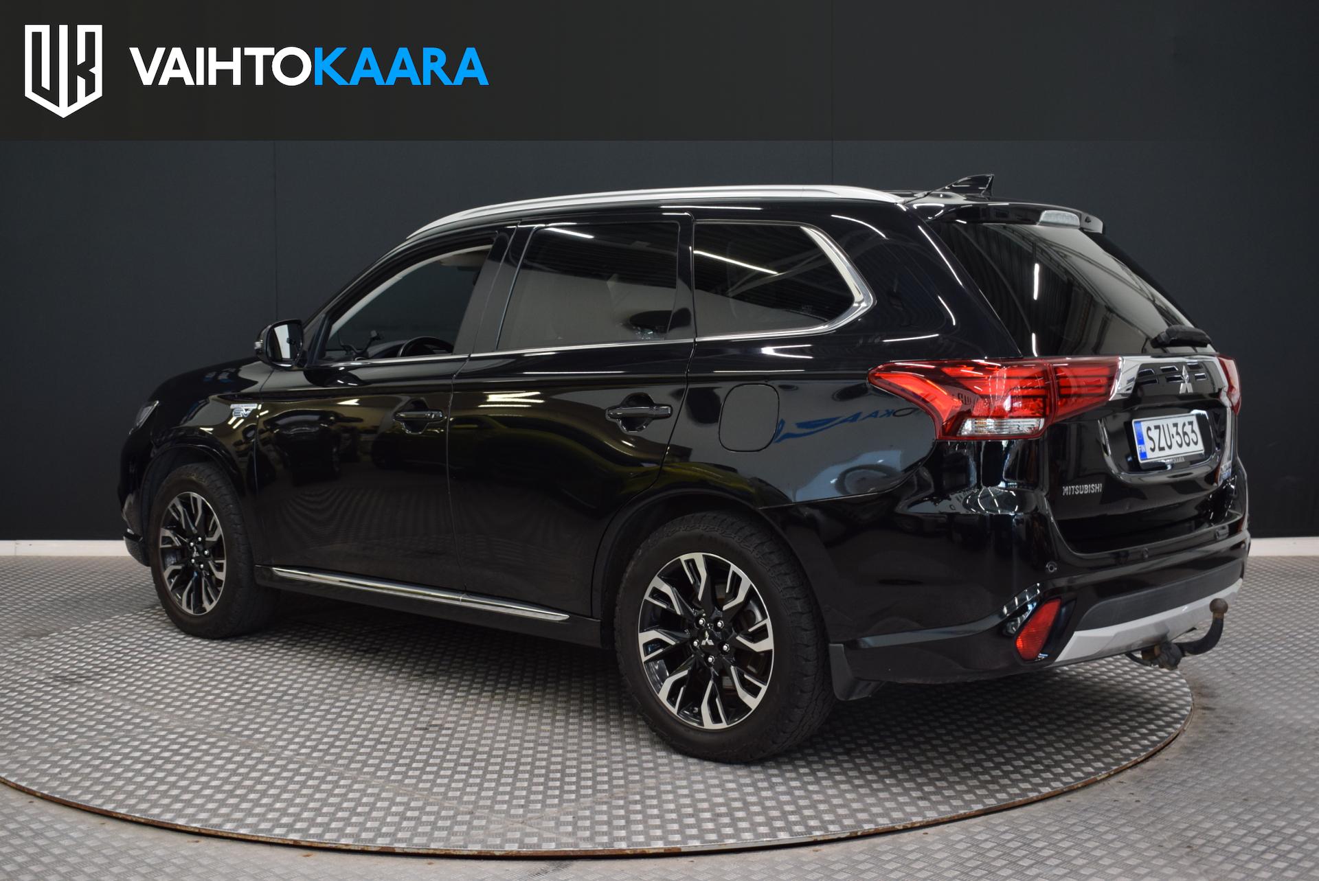 MITSUBISHI Outlander PHEV 2016