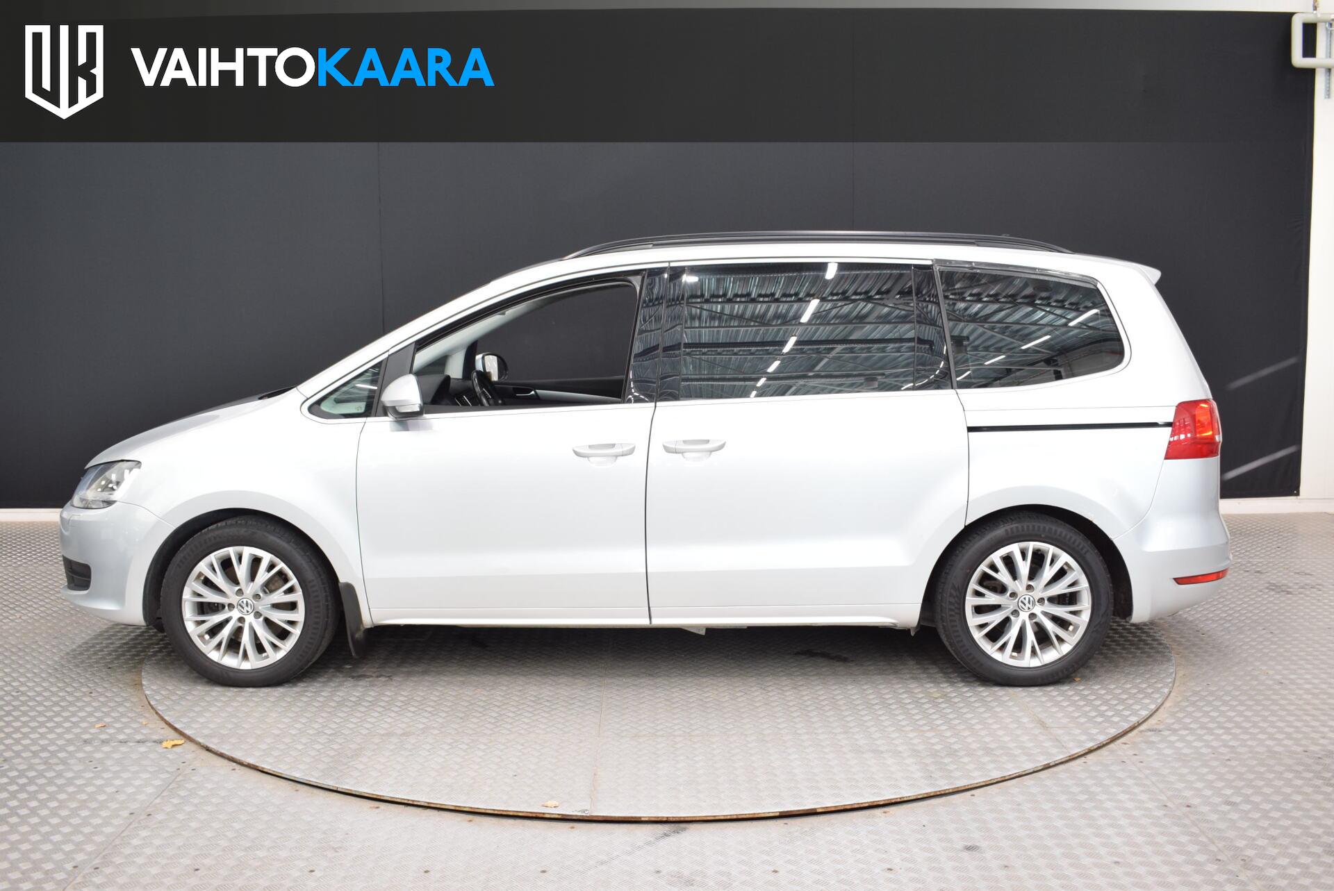 VOLKSWAGEN Sharan 2012