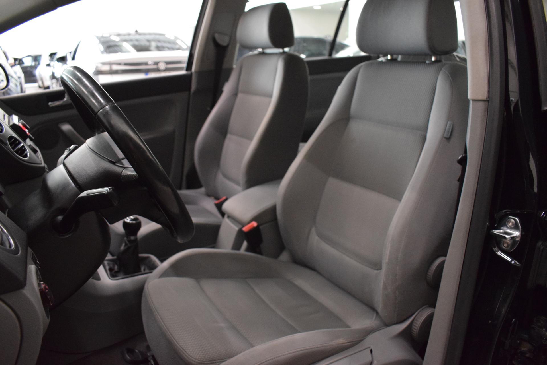 VOLKSWAGEN Golf Plus 2005