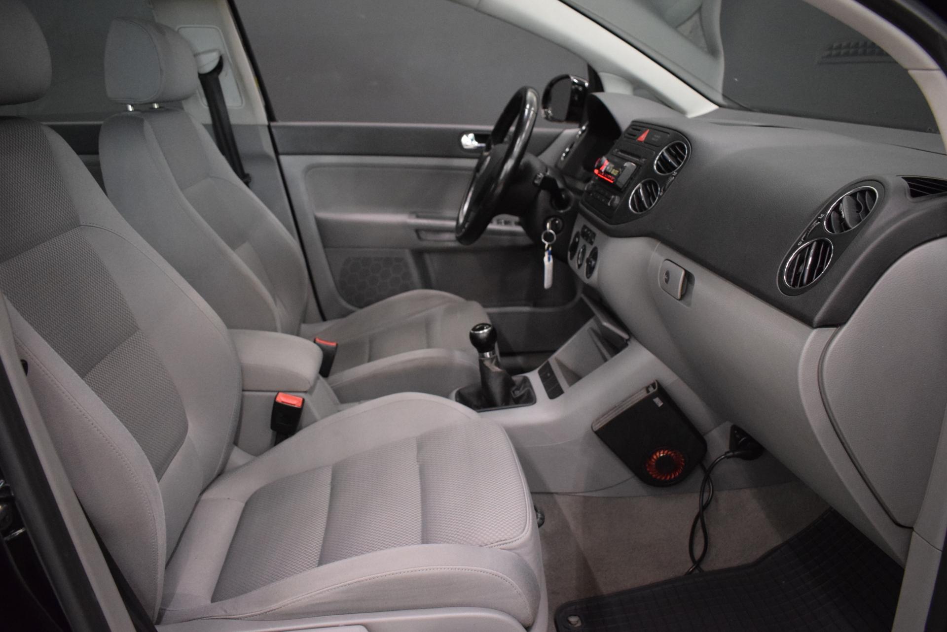 VOLKSWAGEN Golf Plus 2005