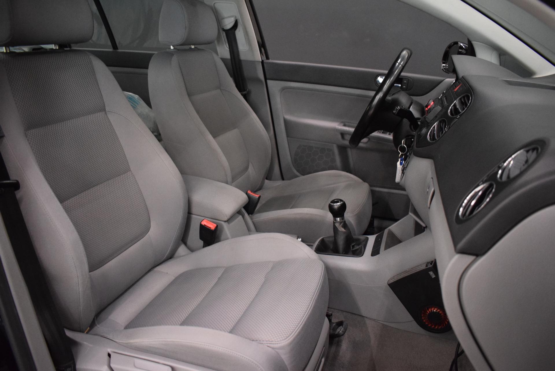 VOLKSWAGEN Golf Plus 2005