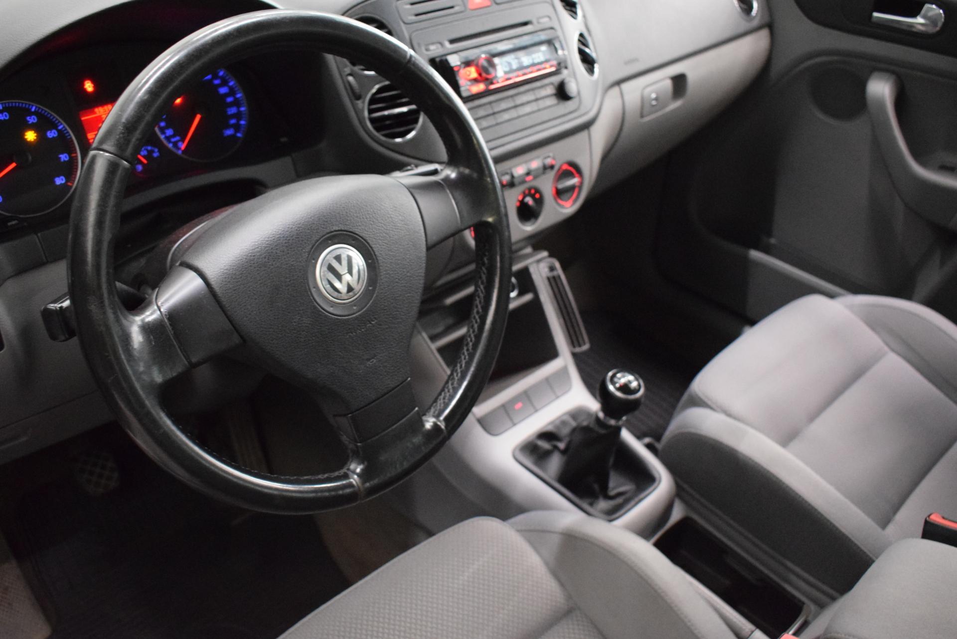 VOLKSWAGEN Golf Plus 2005