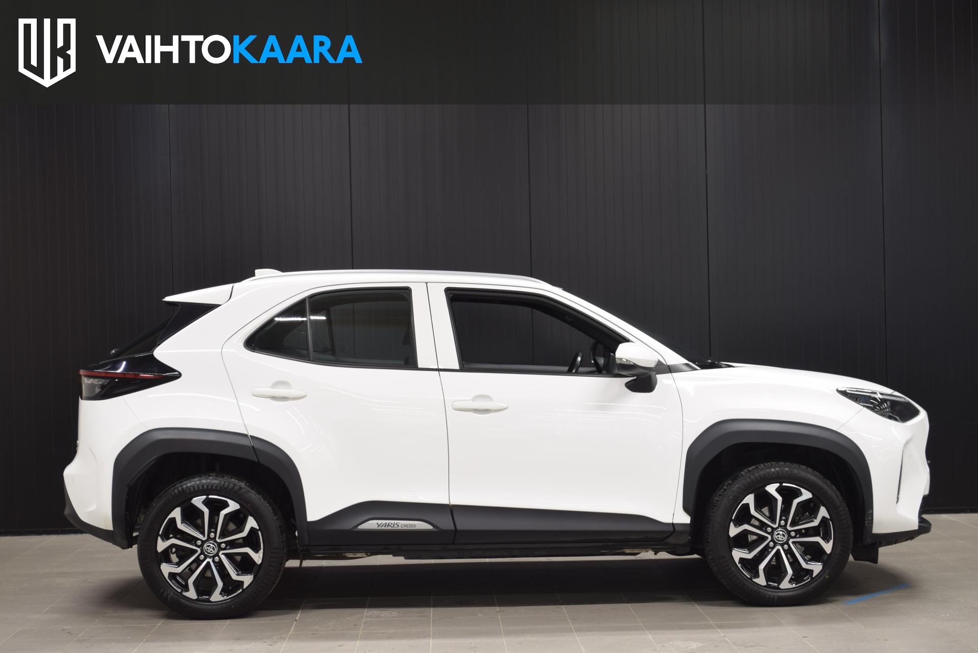 TOYOTA Yaris Cross 2023