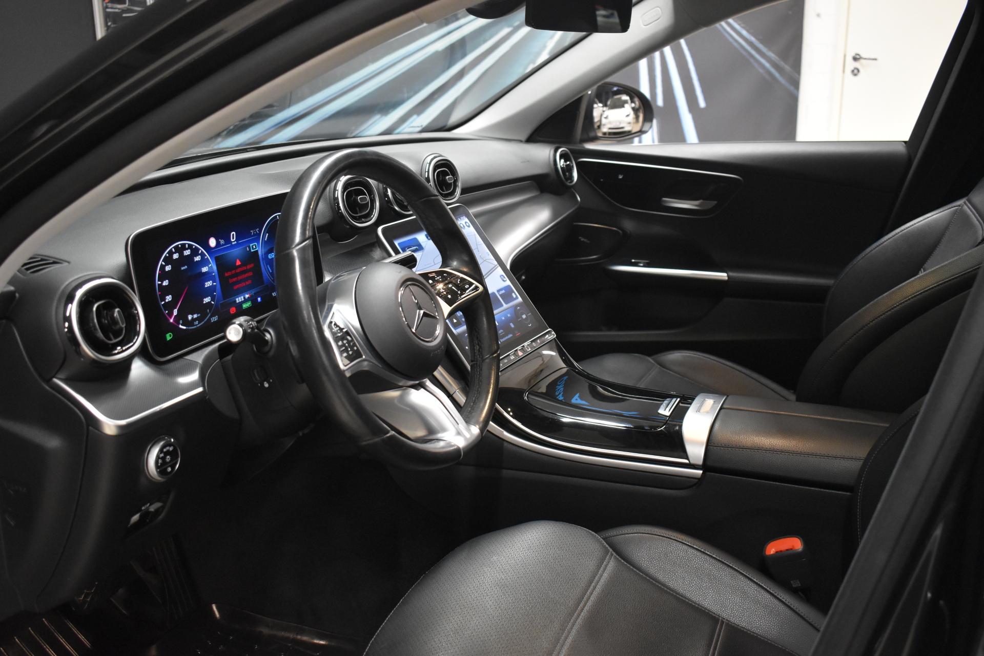 MERCEDES-BENZ C 2022