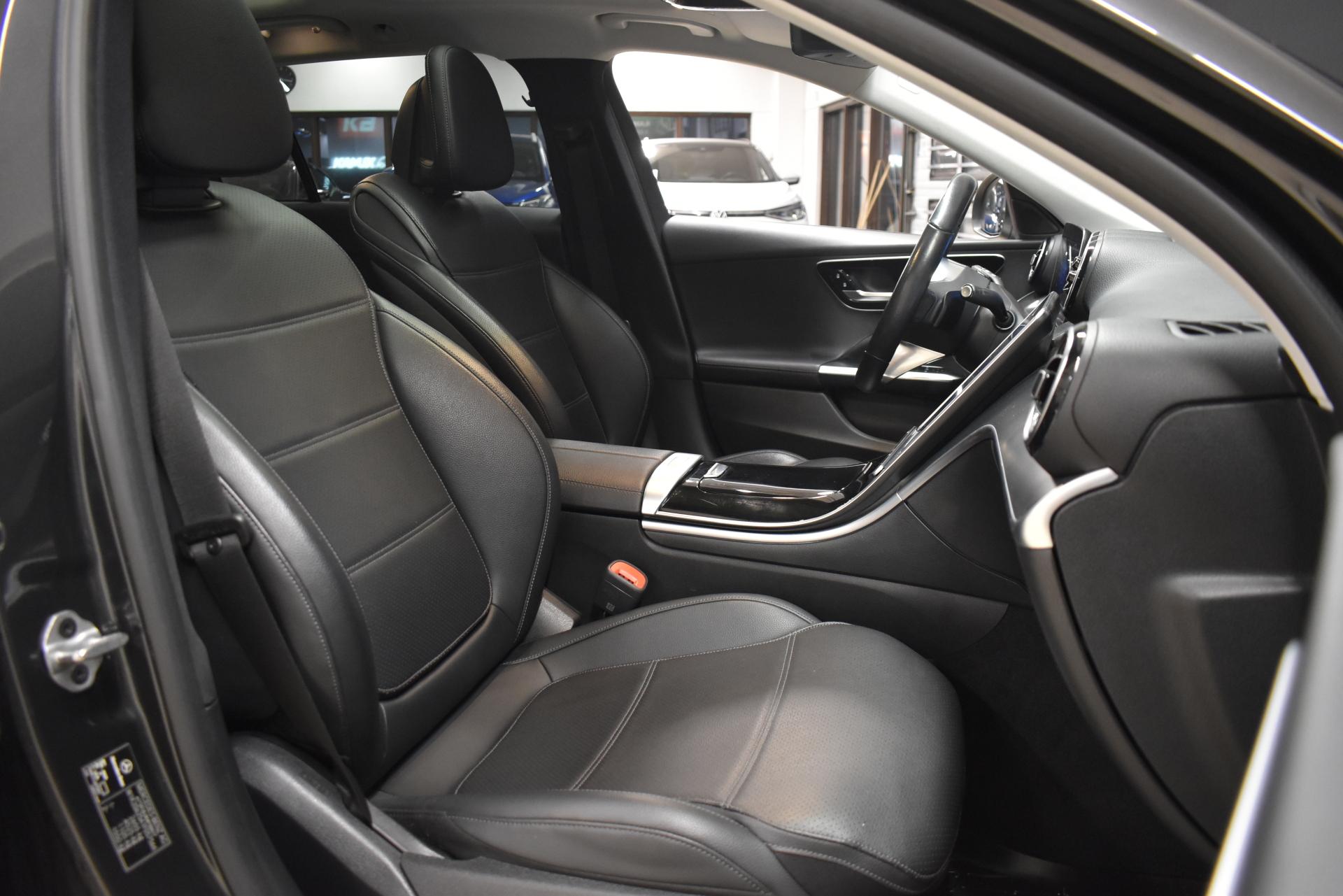 MERCEDES-BENZ C 2022