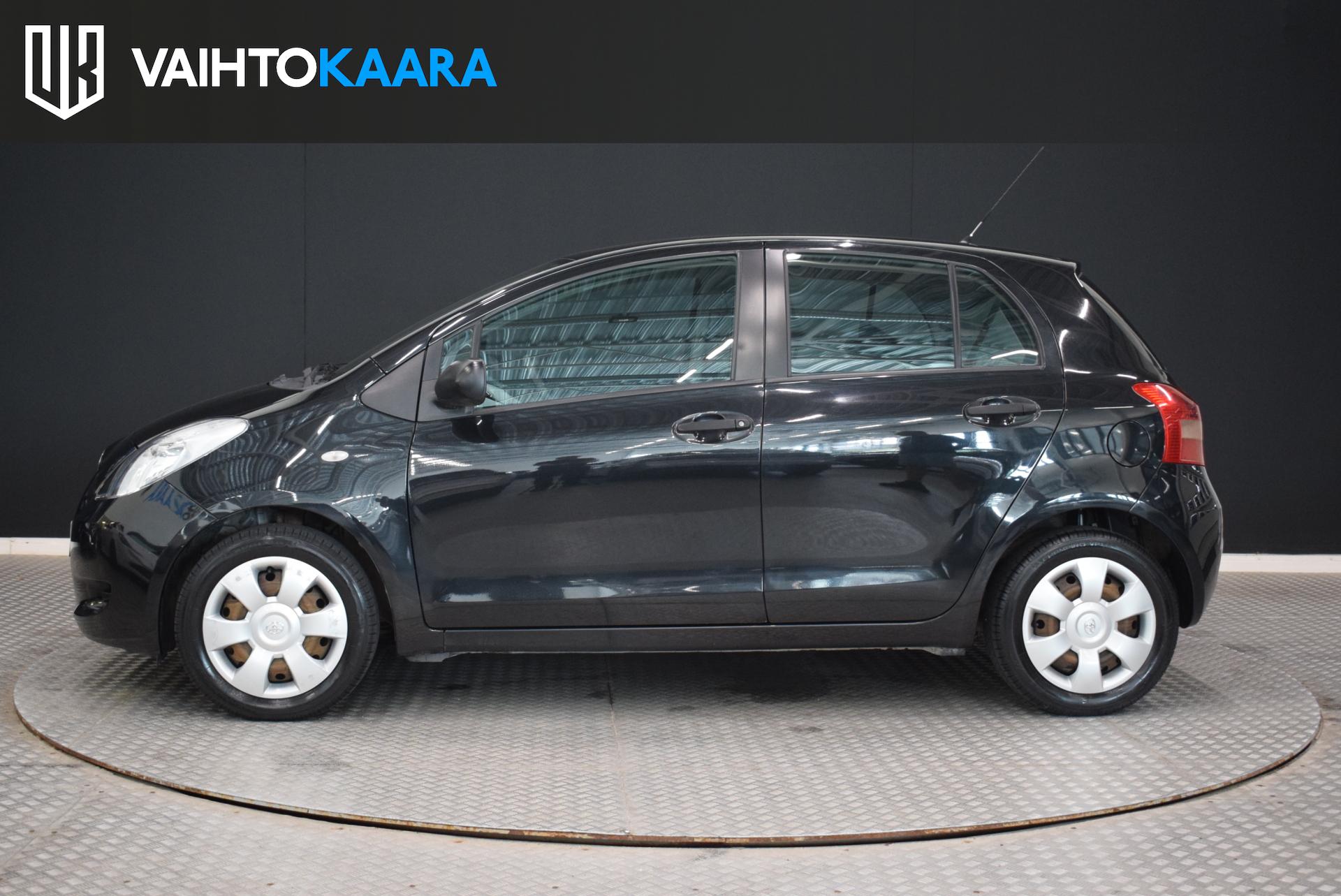 TOYOTA Yaris 3