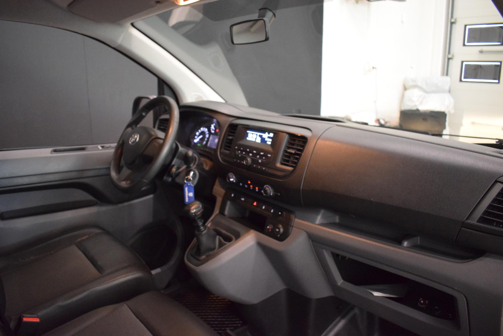 TOYOTA Proace 15