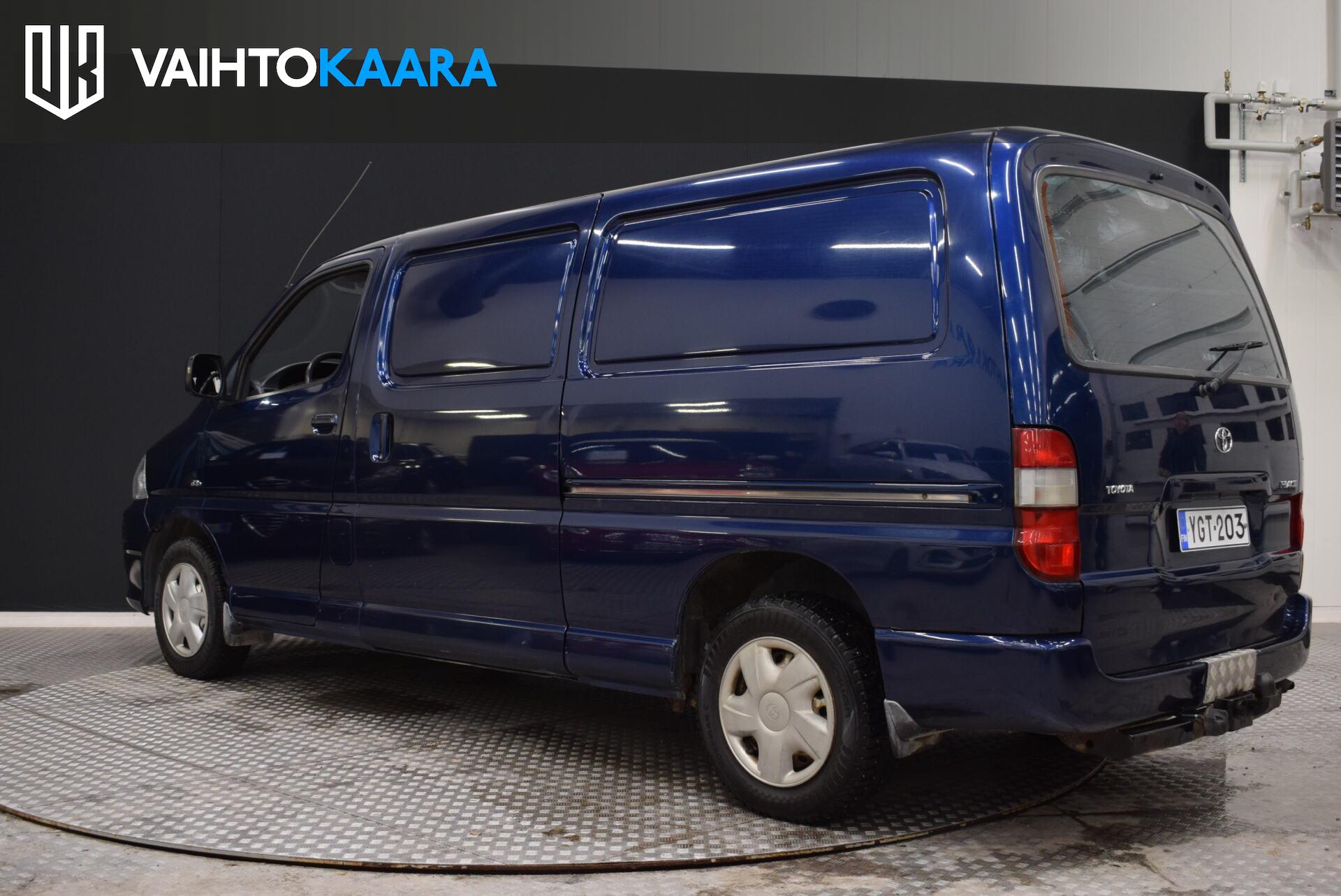TOYOTA Hiace 2008