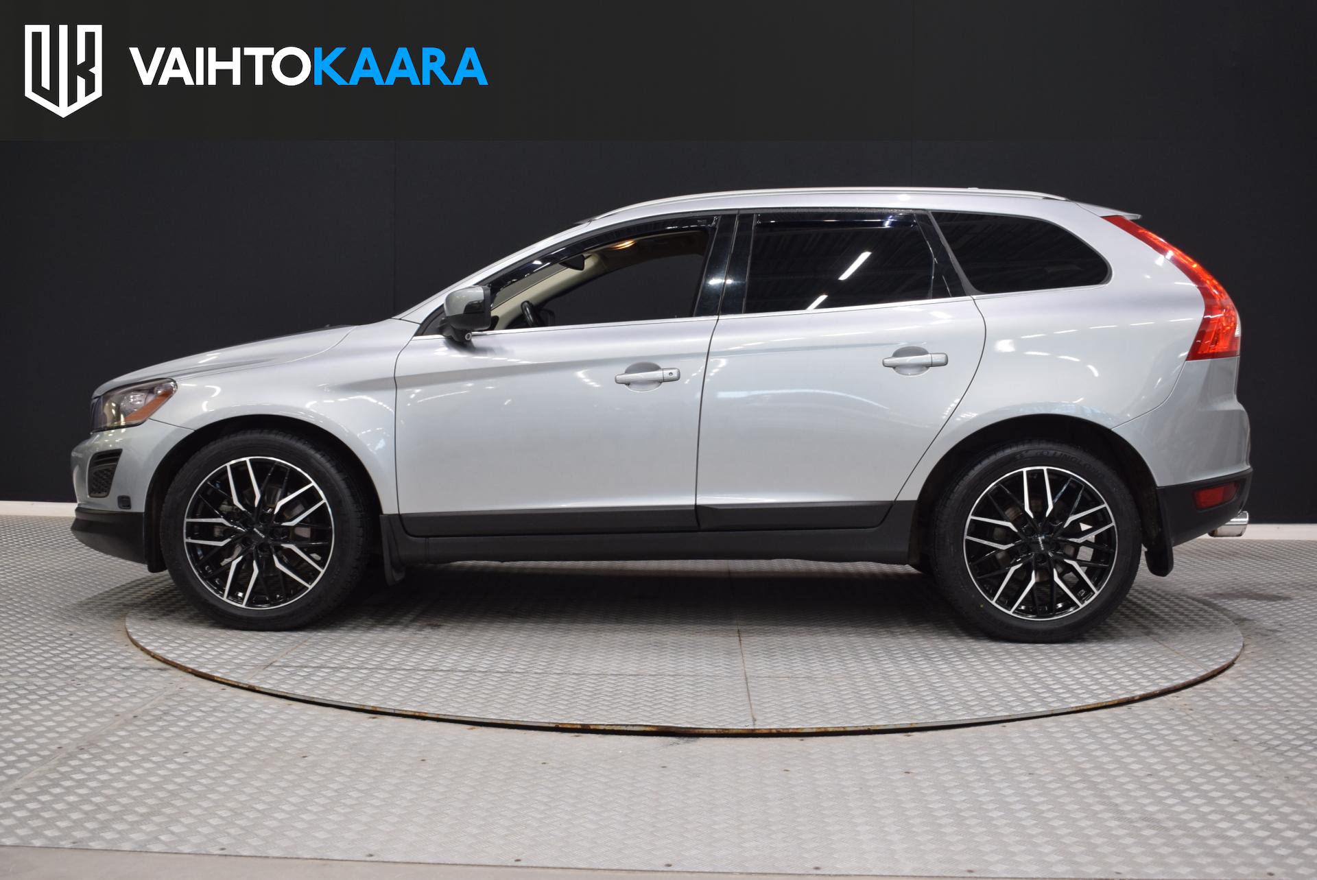 VOLVO XC60 2012