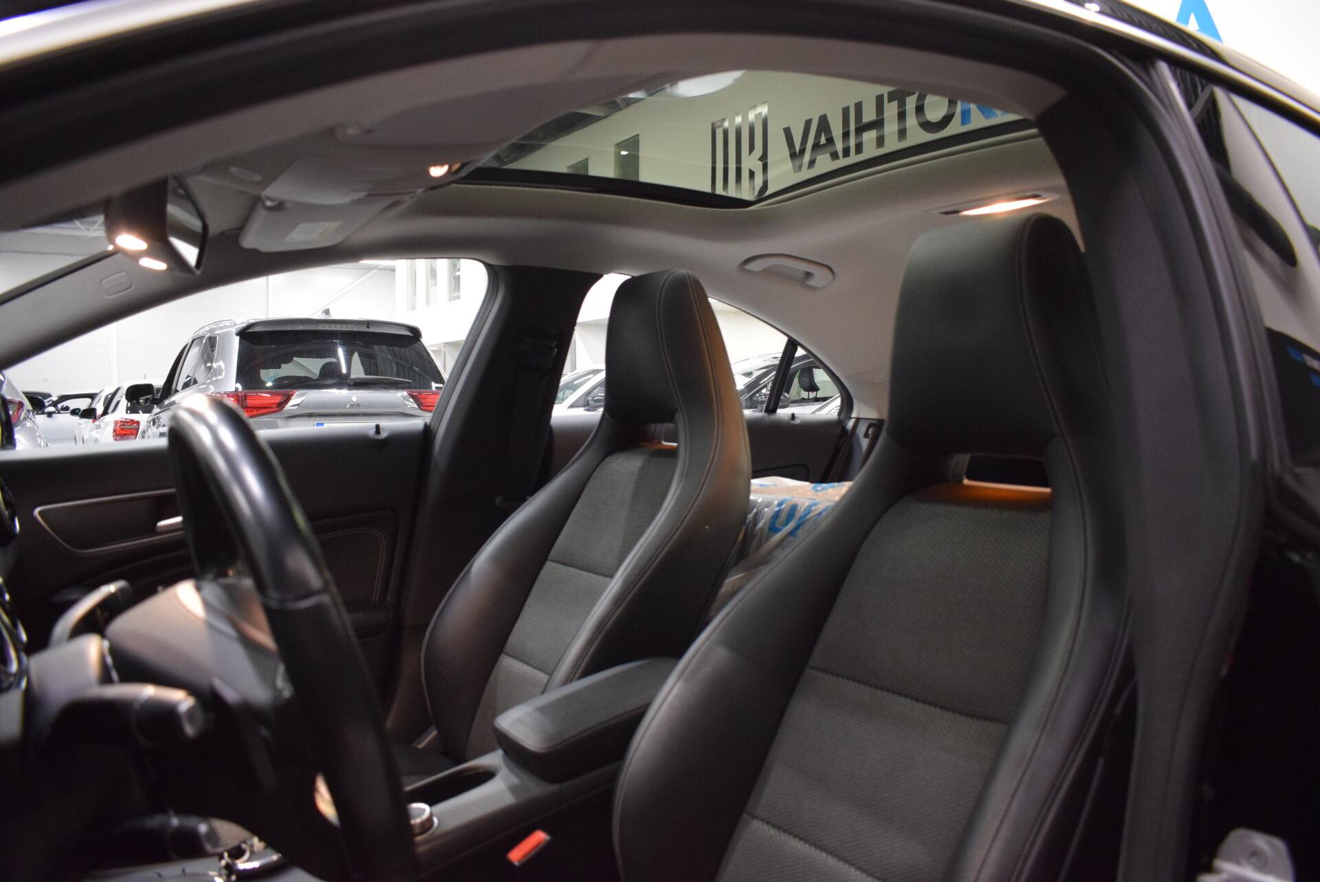 MERCEDES-BENZ CLA 2015