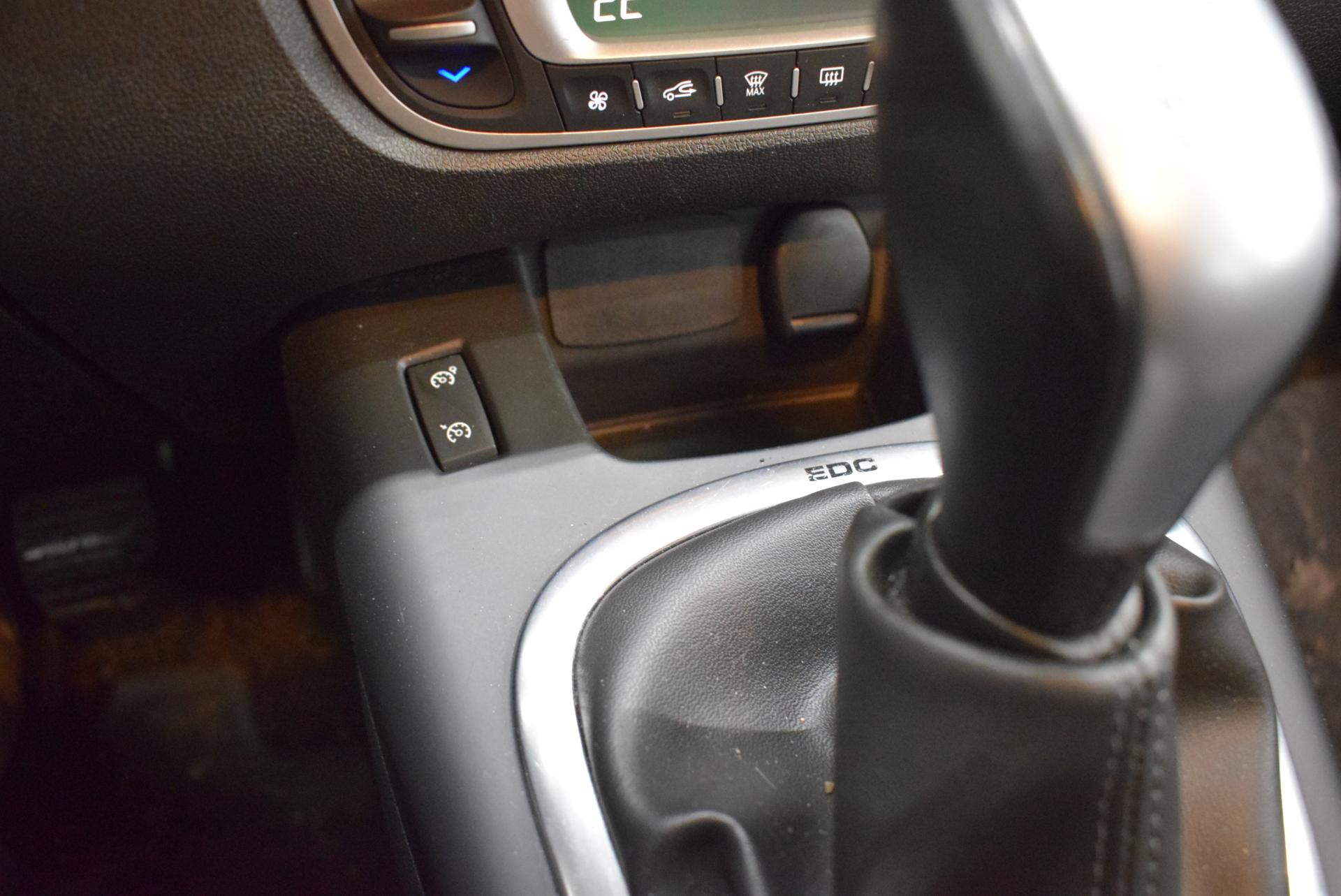 RENAULT Grand Scenic 2013