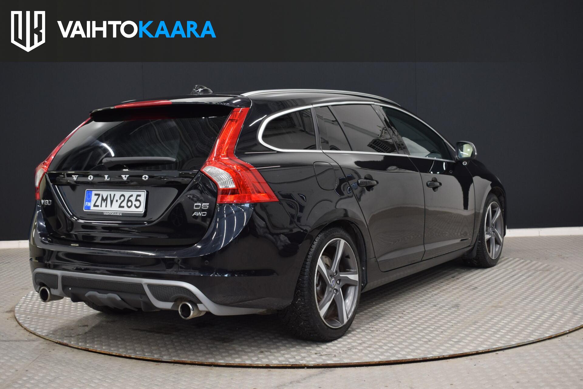 VOLVO V60 2011
