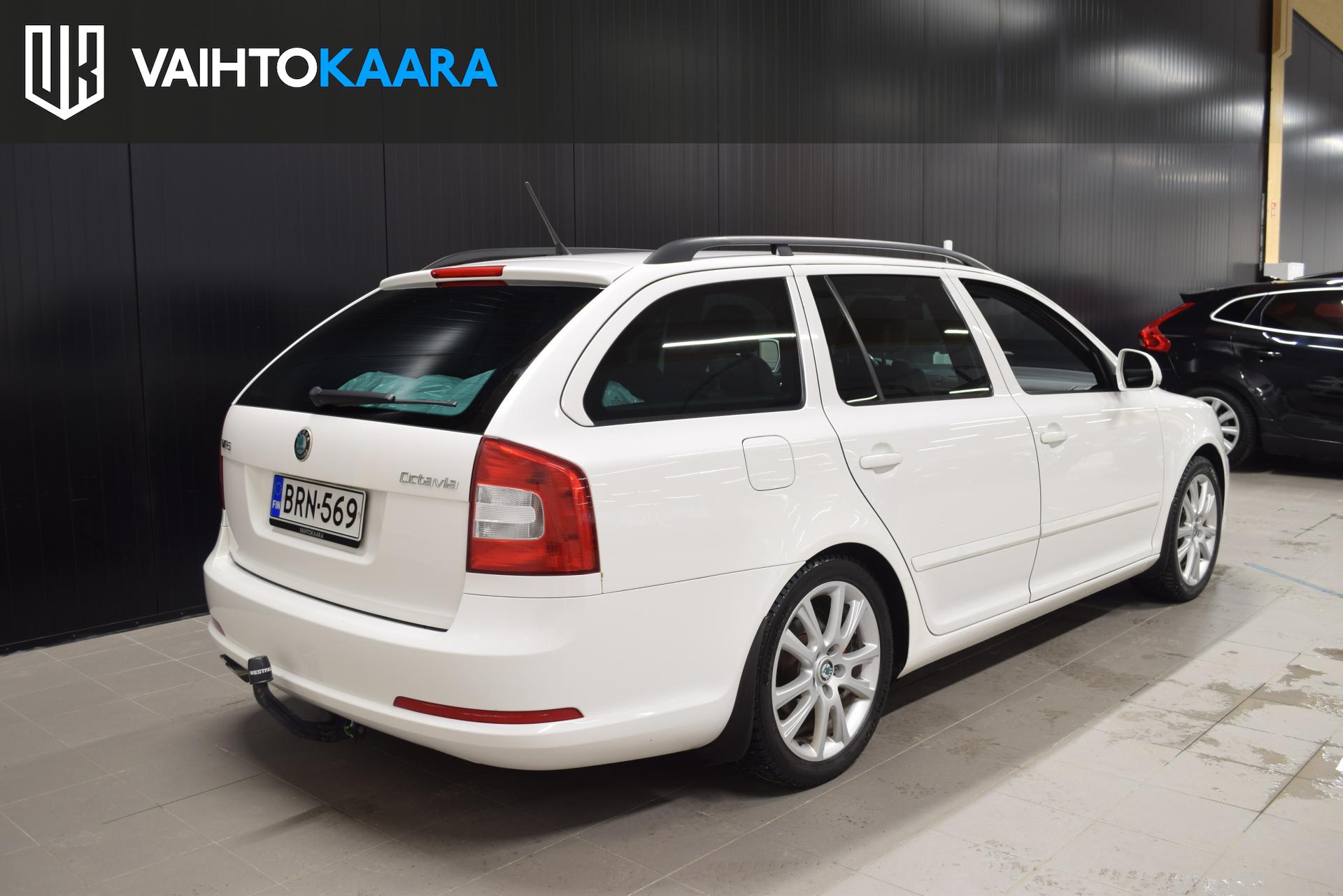 SKODA Octavia 2011