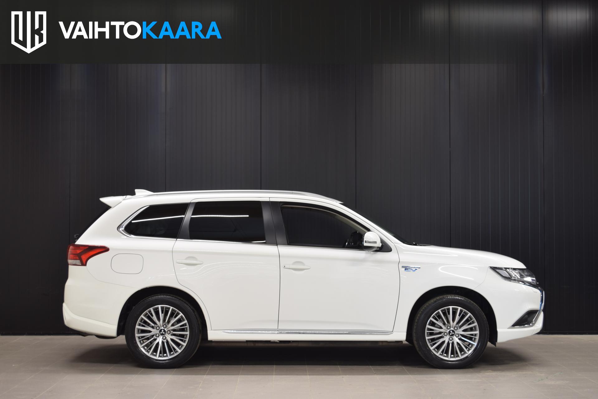 MITSUBISHI Outlander 2020