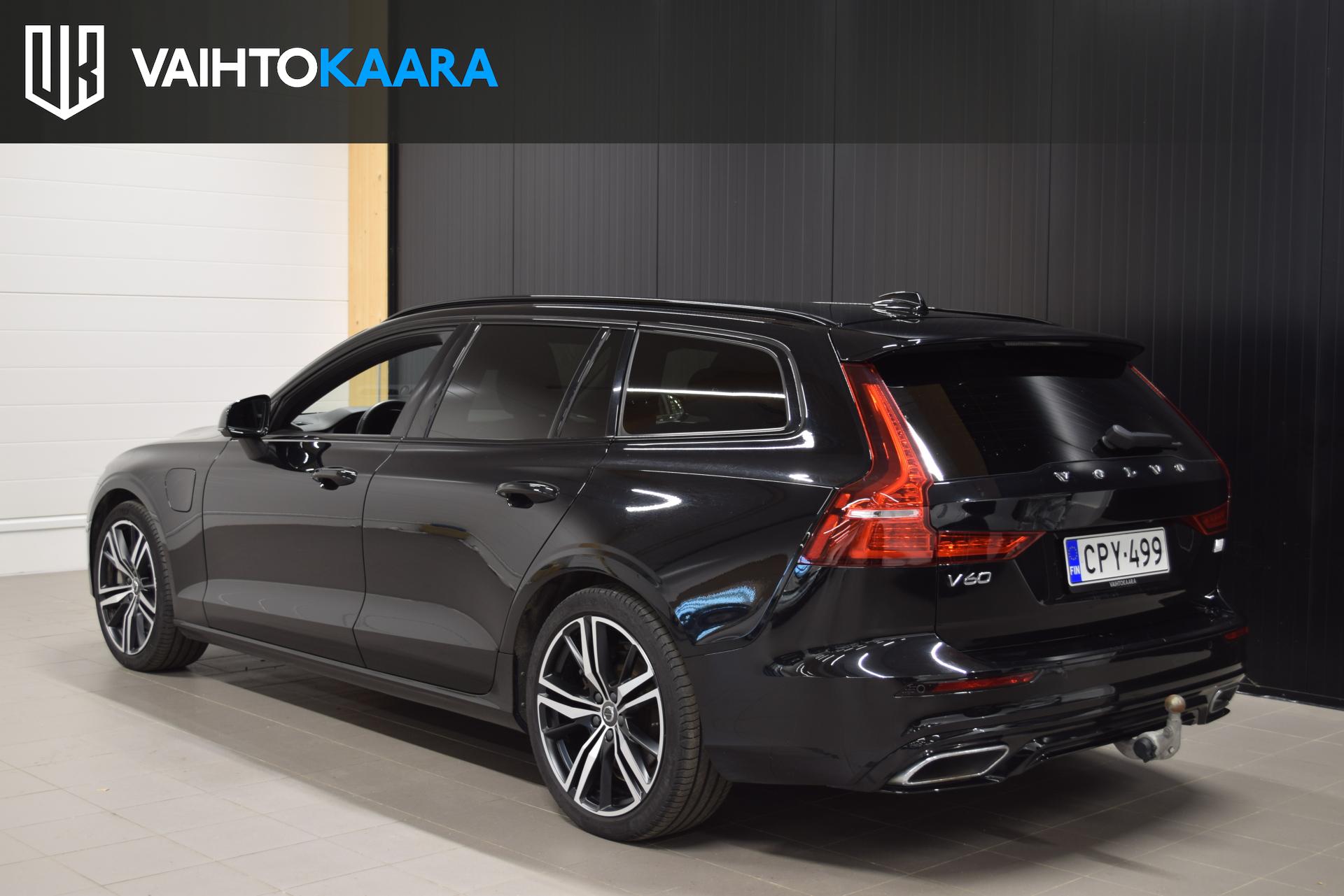 VOLVO V60 2022