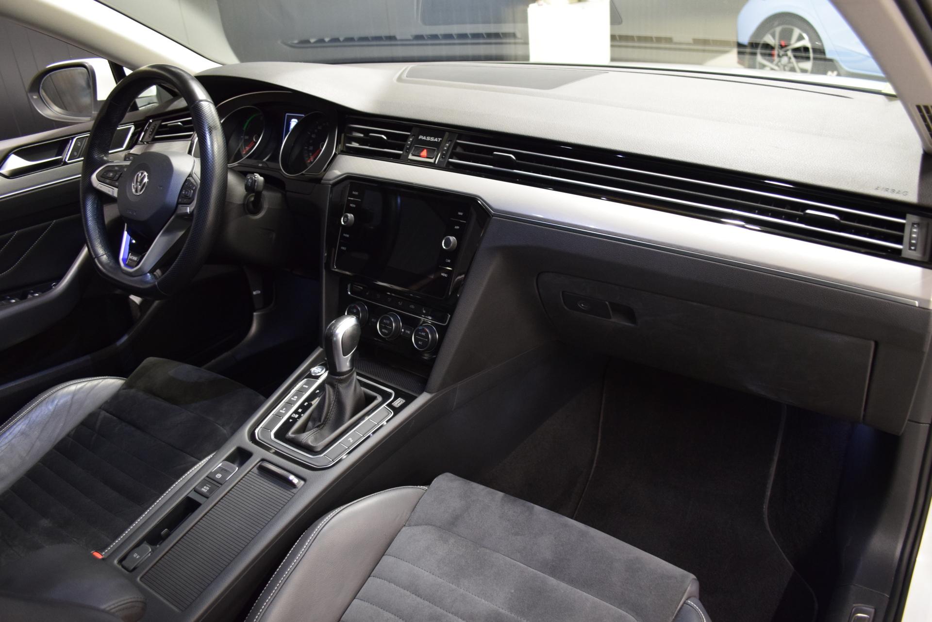 VOLKSWAGEN Passat 2020