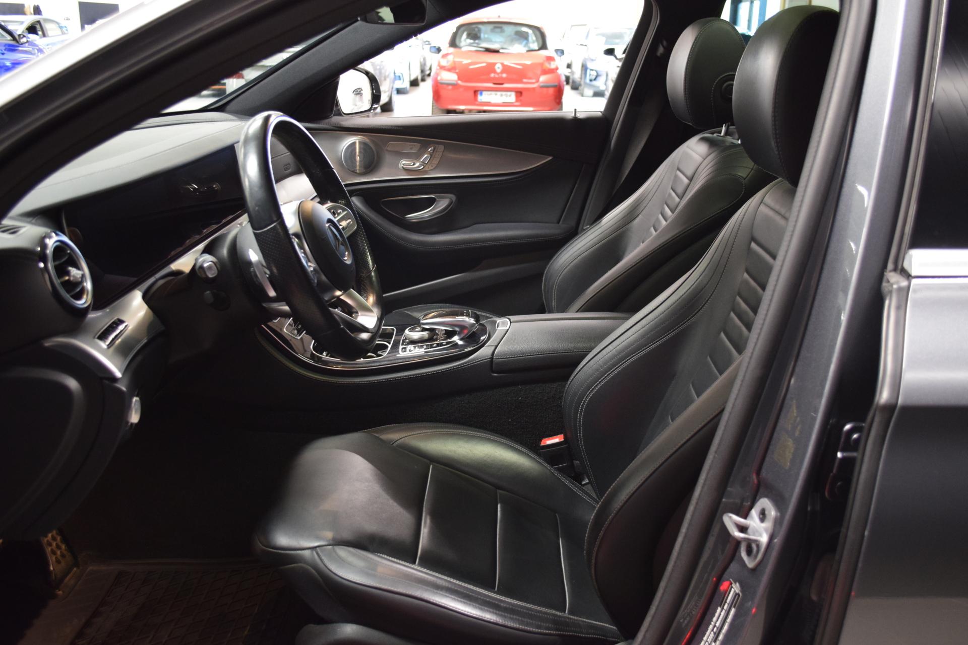 MERCEDES-BENZ E 2019