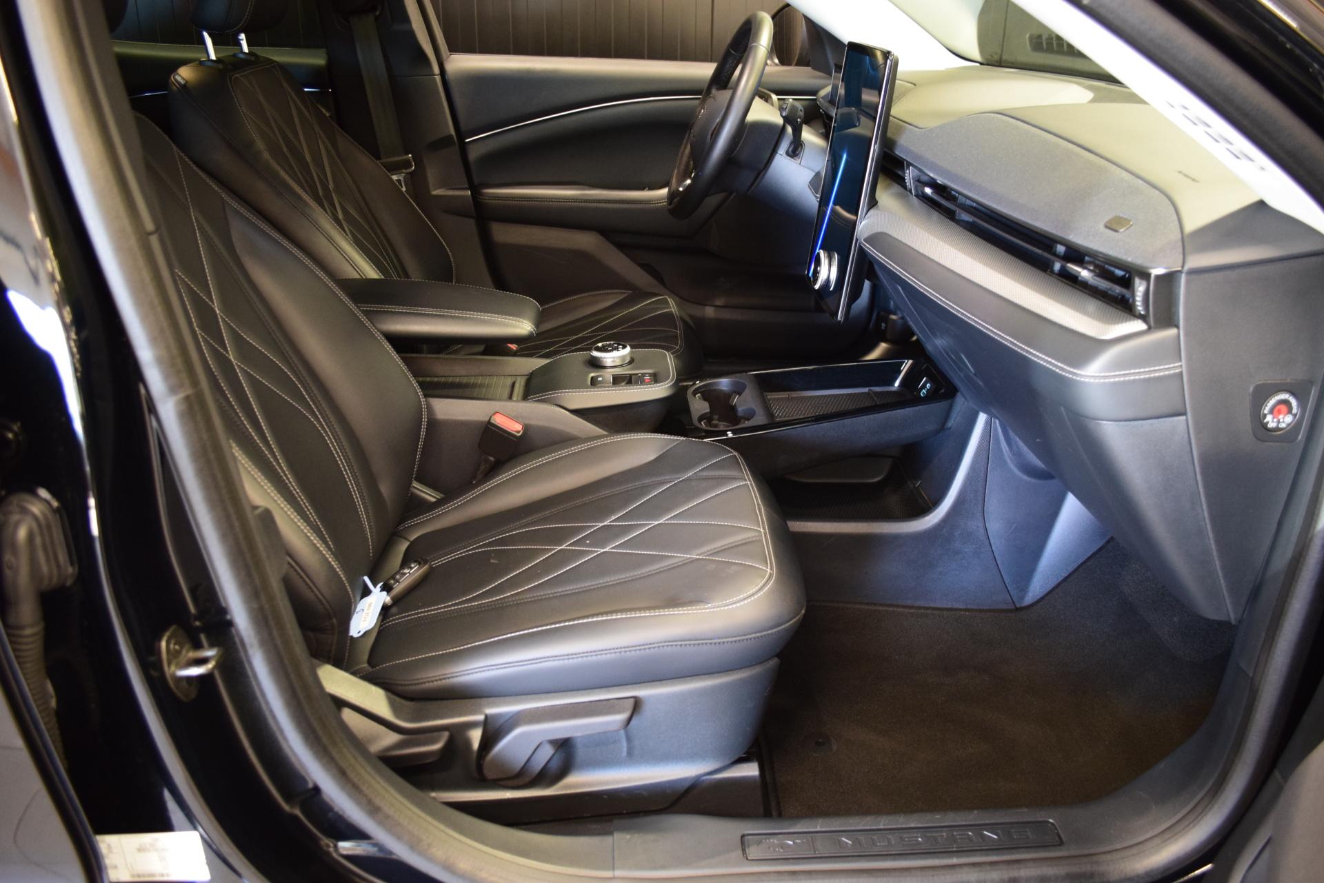 FORD Mustang Mach-E 2022