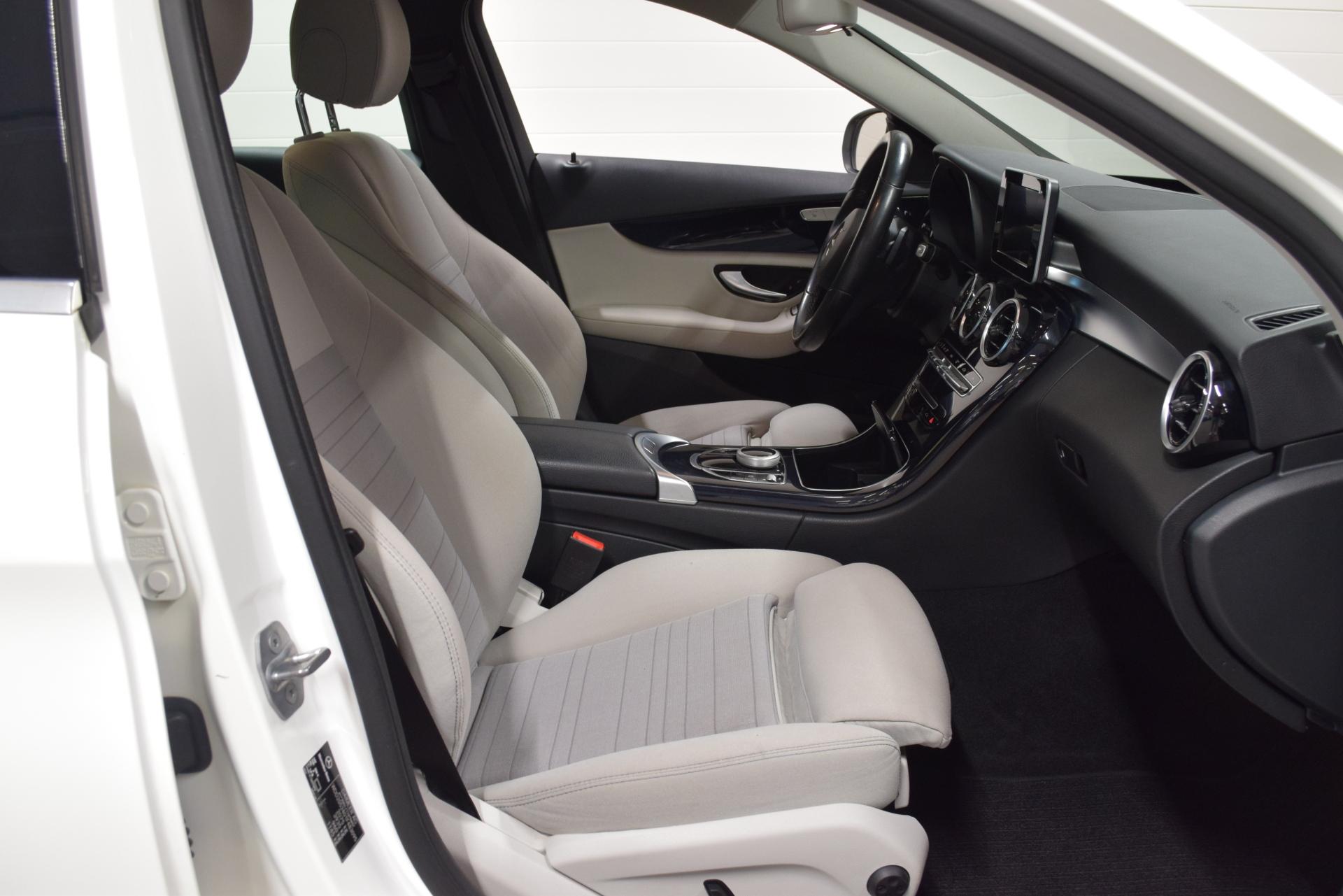 MERCEDES-BENZ C 2017