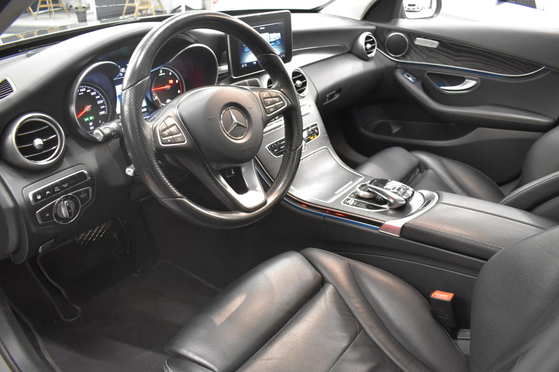 MERCEDES-BENZ C 2015