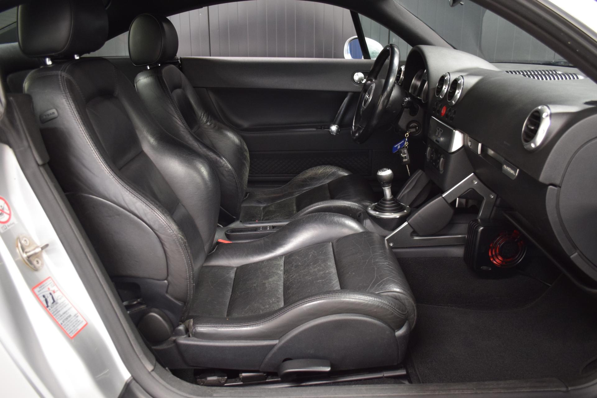 AUDI TT 2001