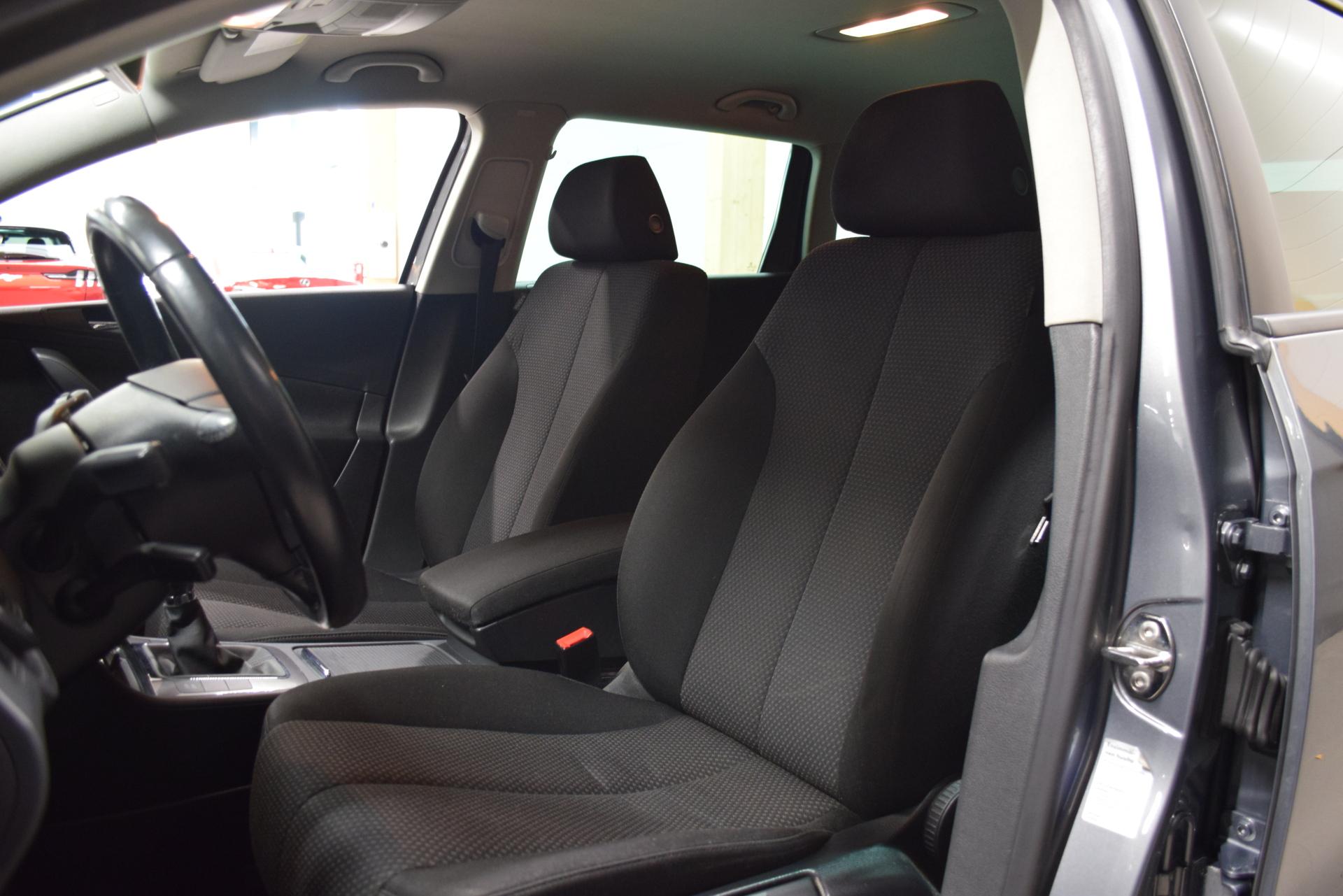 VOLKSWAGEN Passat 2007
