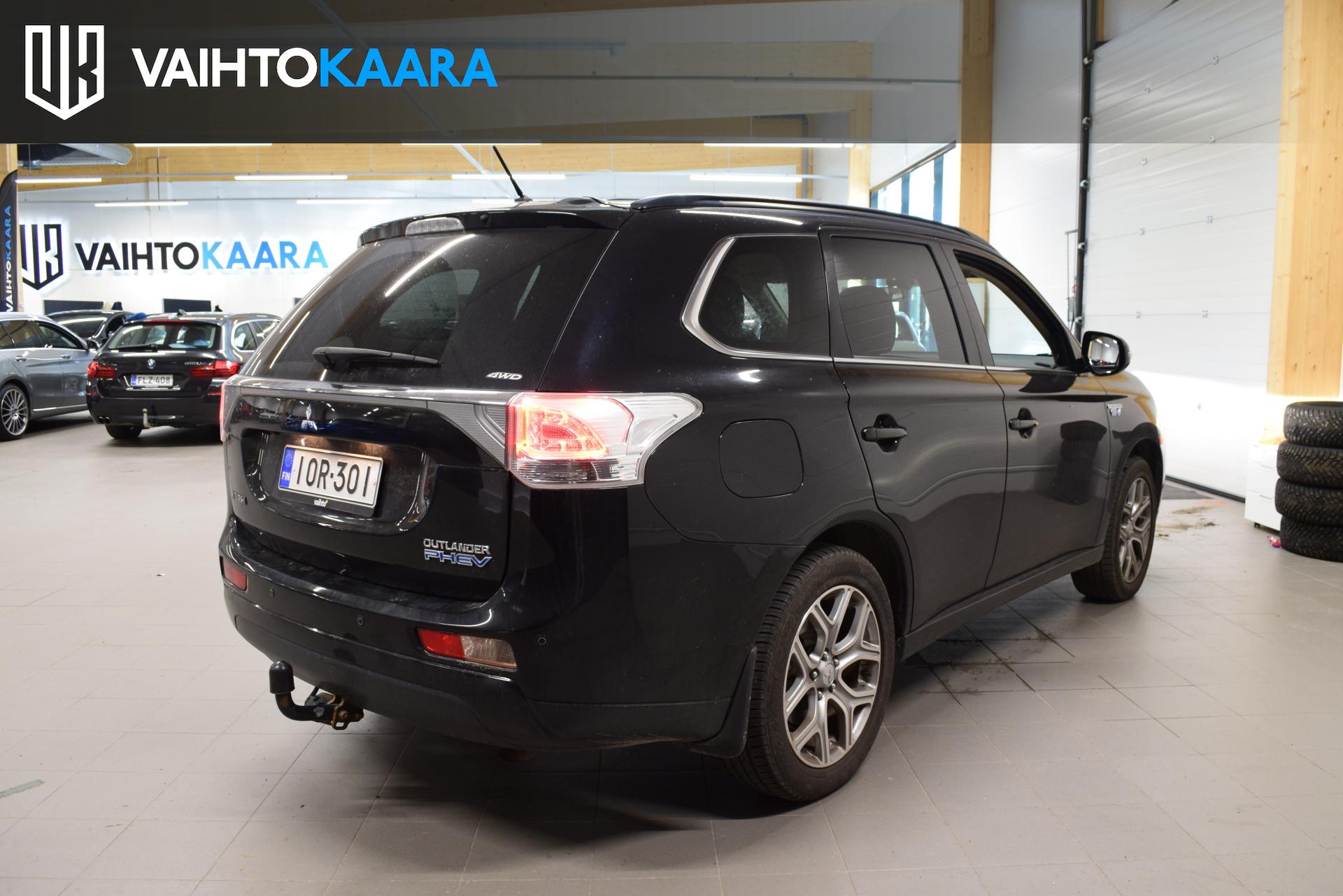 MITSUBISHI Outlander PHEV 2014