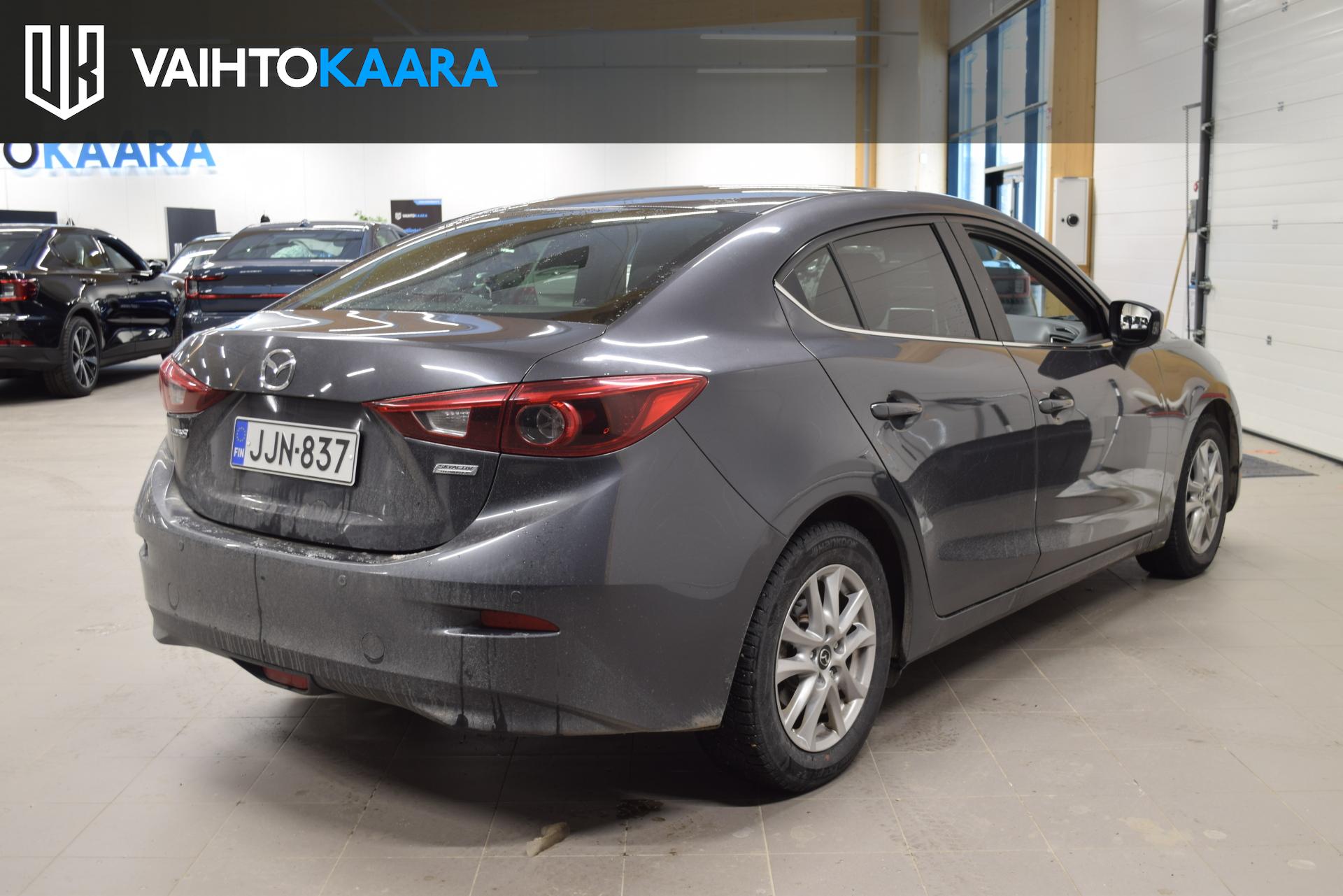 MAZDA 3 2015
