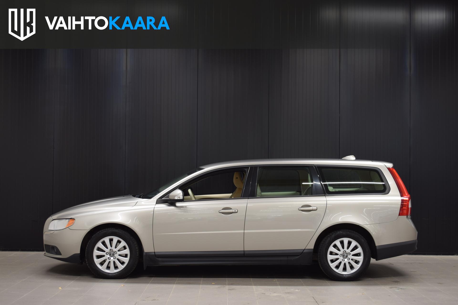 VOLVO V70 3