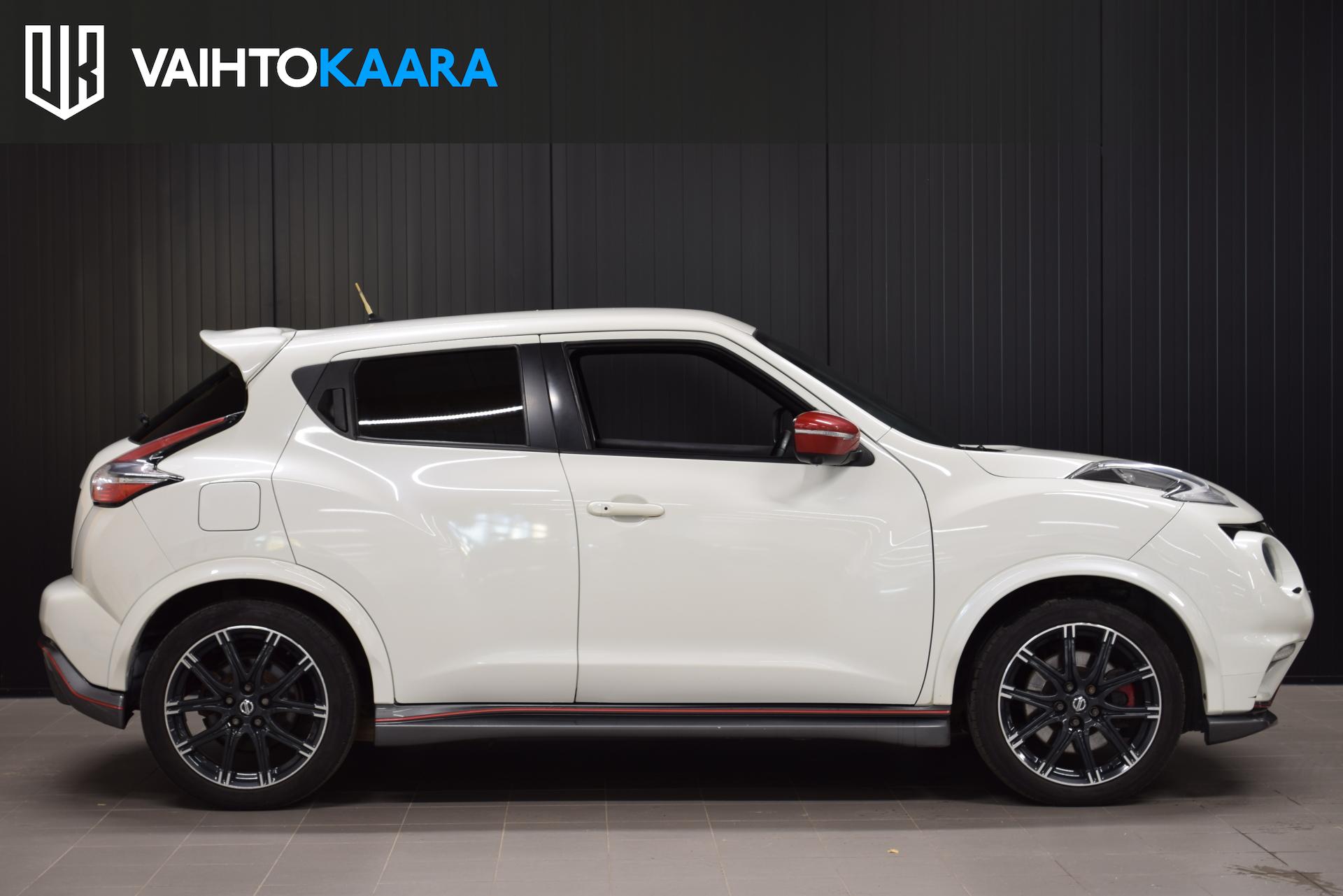 NISSAN Juke 2016