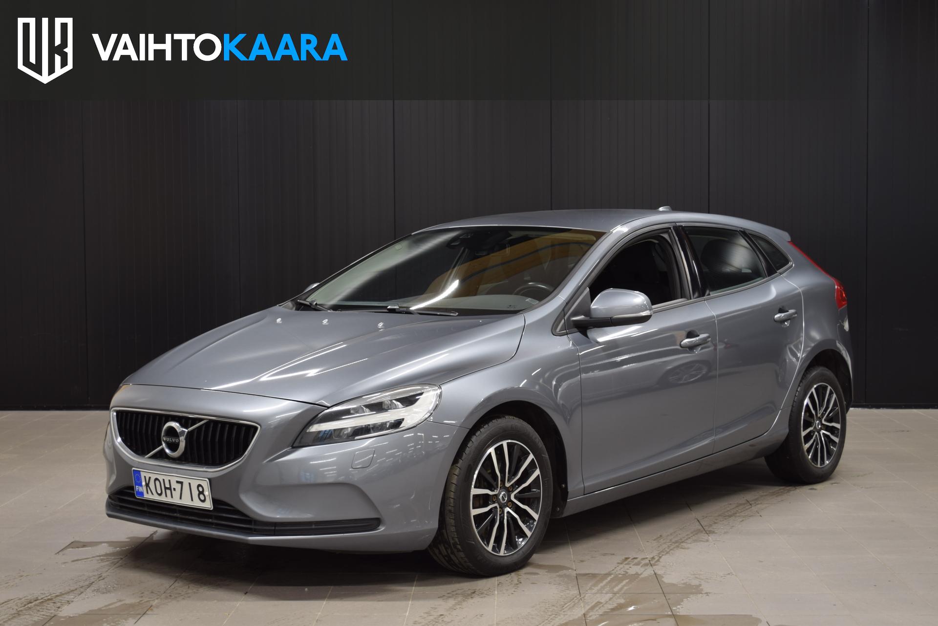 VOLVO V40 2017