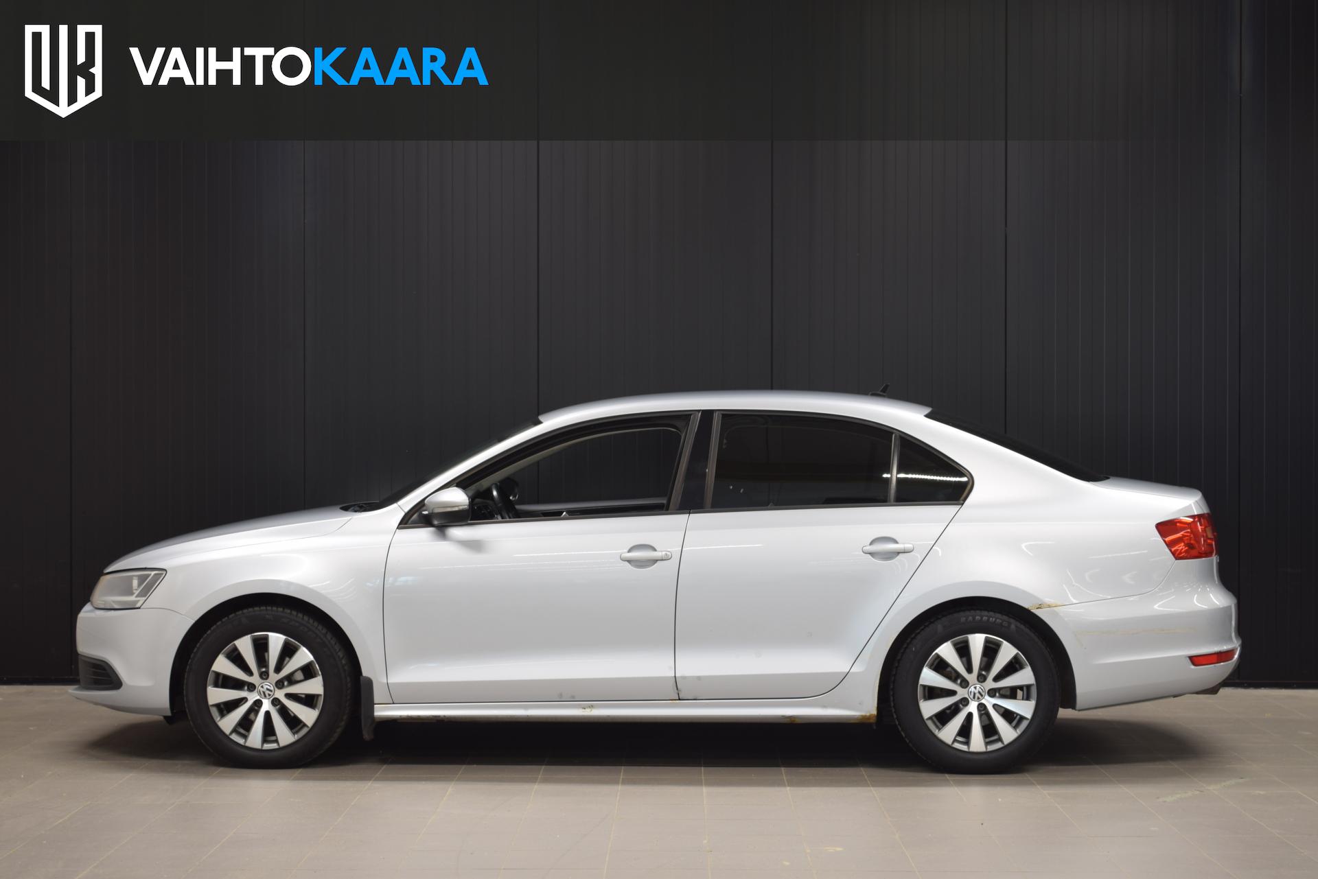 VOLKSWAGEN Jetta 2012