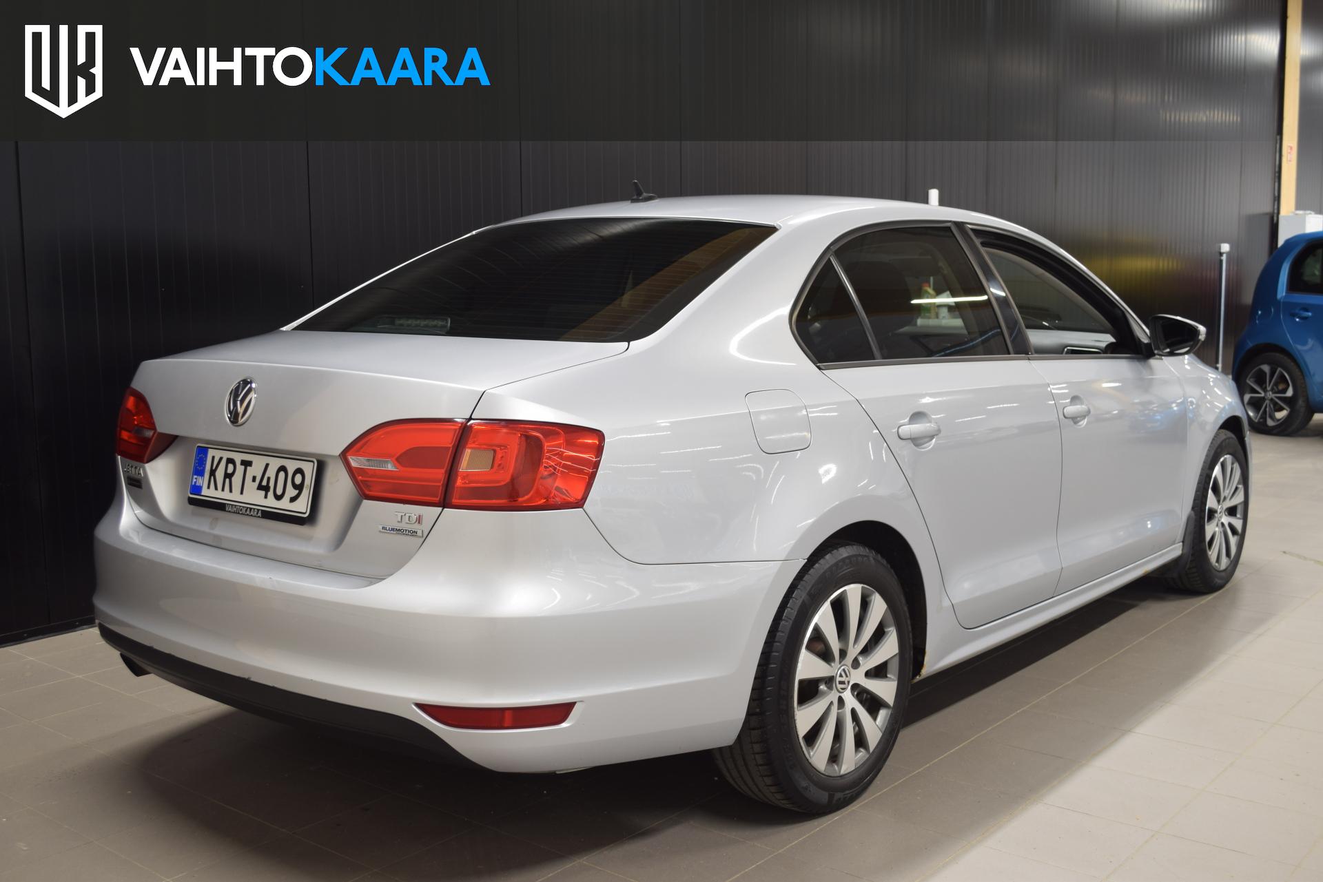 VOLKSWAGEN Jetta 2012