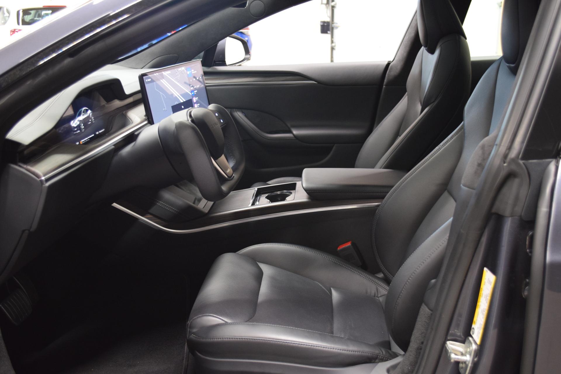 TESLA Model S 2023