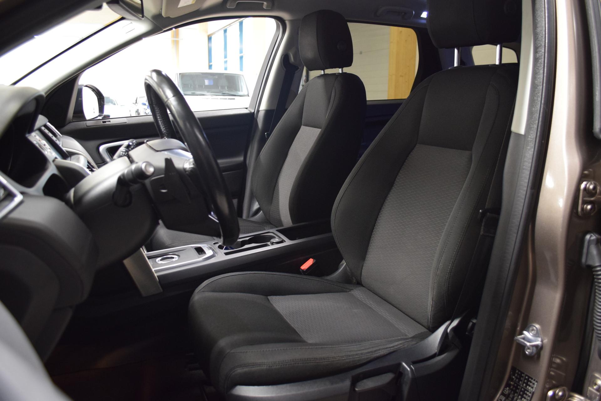 LAND ROVER Discovery Sport 2015