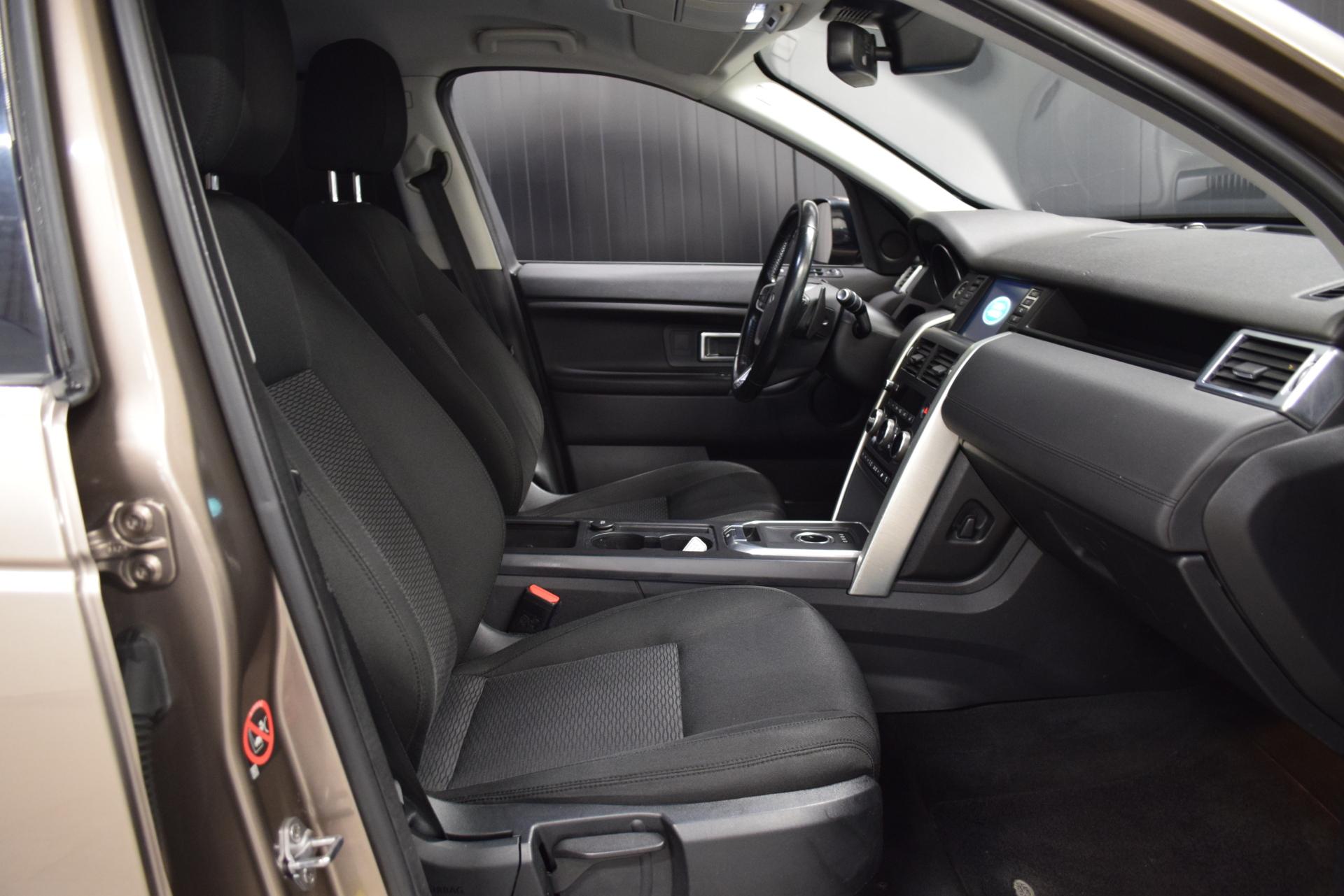 LAND ROVER Discovery Sport 2015