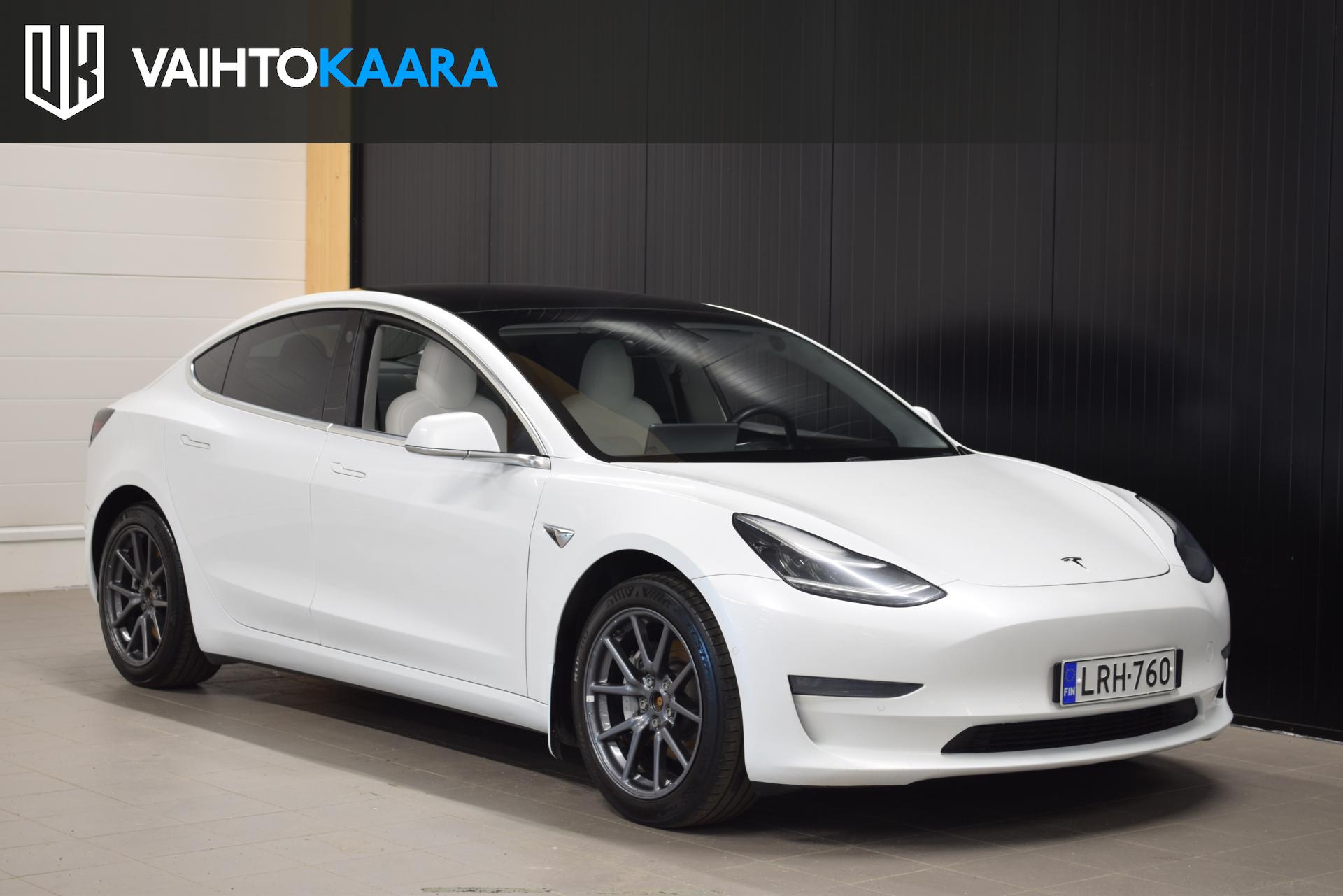 TESLA Model 3 2020