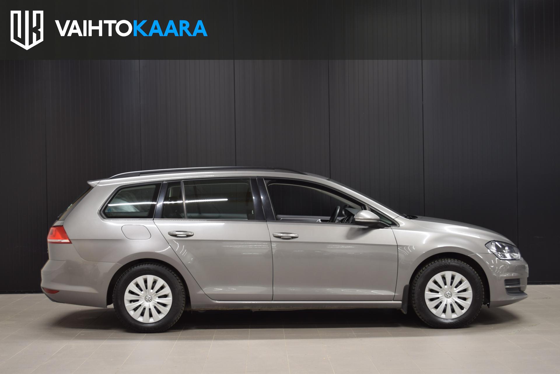 VOLKSWAGEN Golf 2015