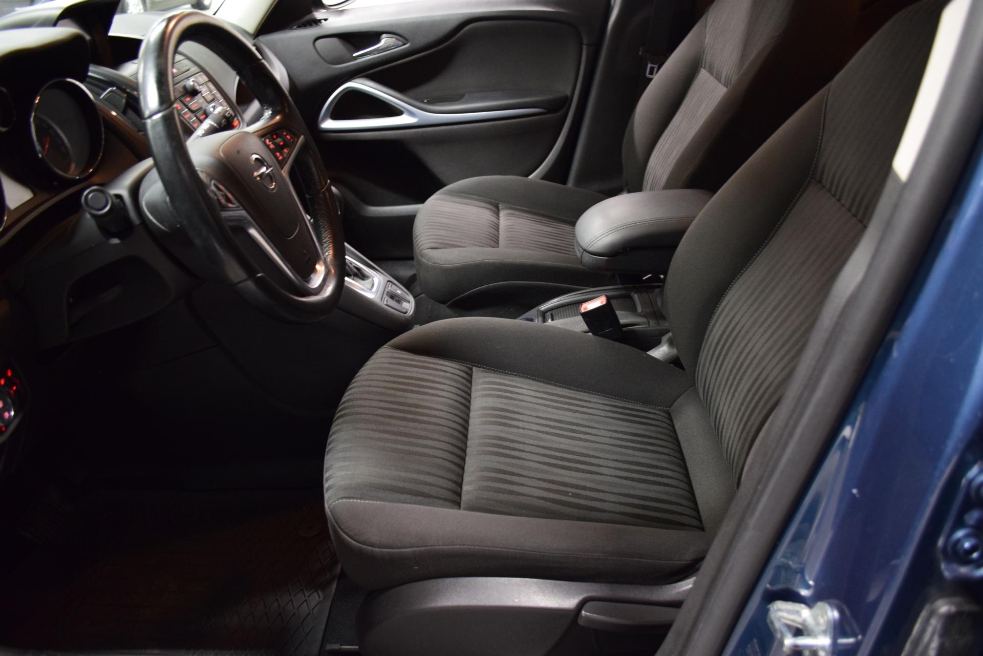 OPEL Zafira Tourer 2013