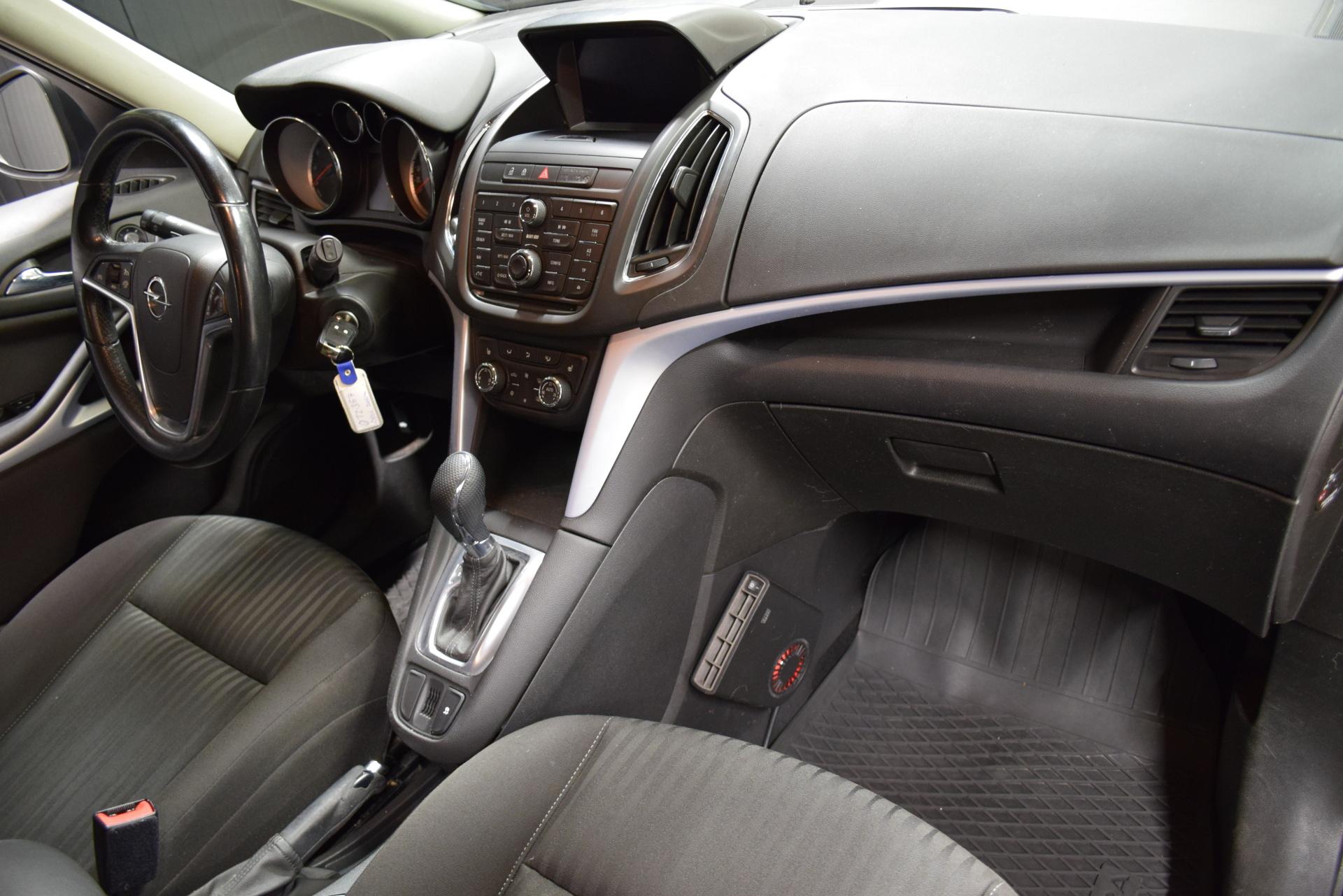 OPEL Zafira Tourer 2013