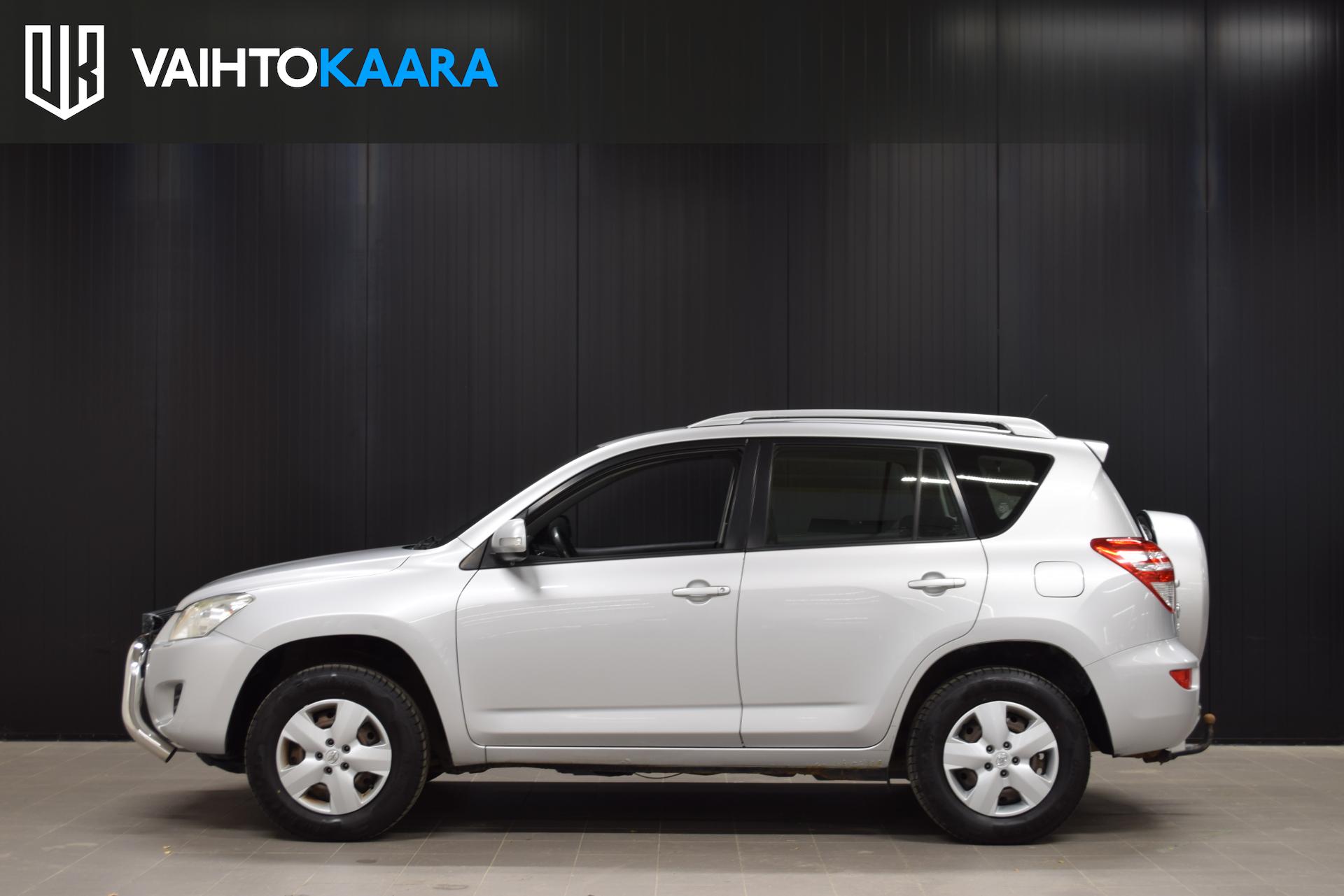 TOYOTA RAV4 3