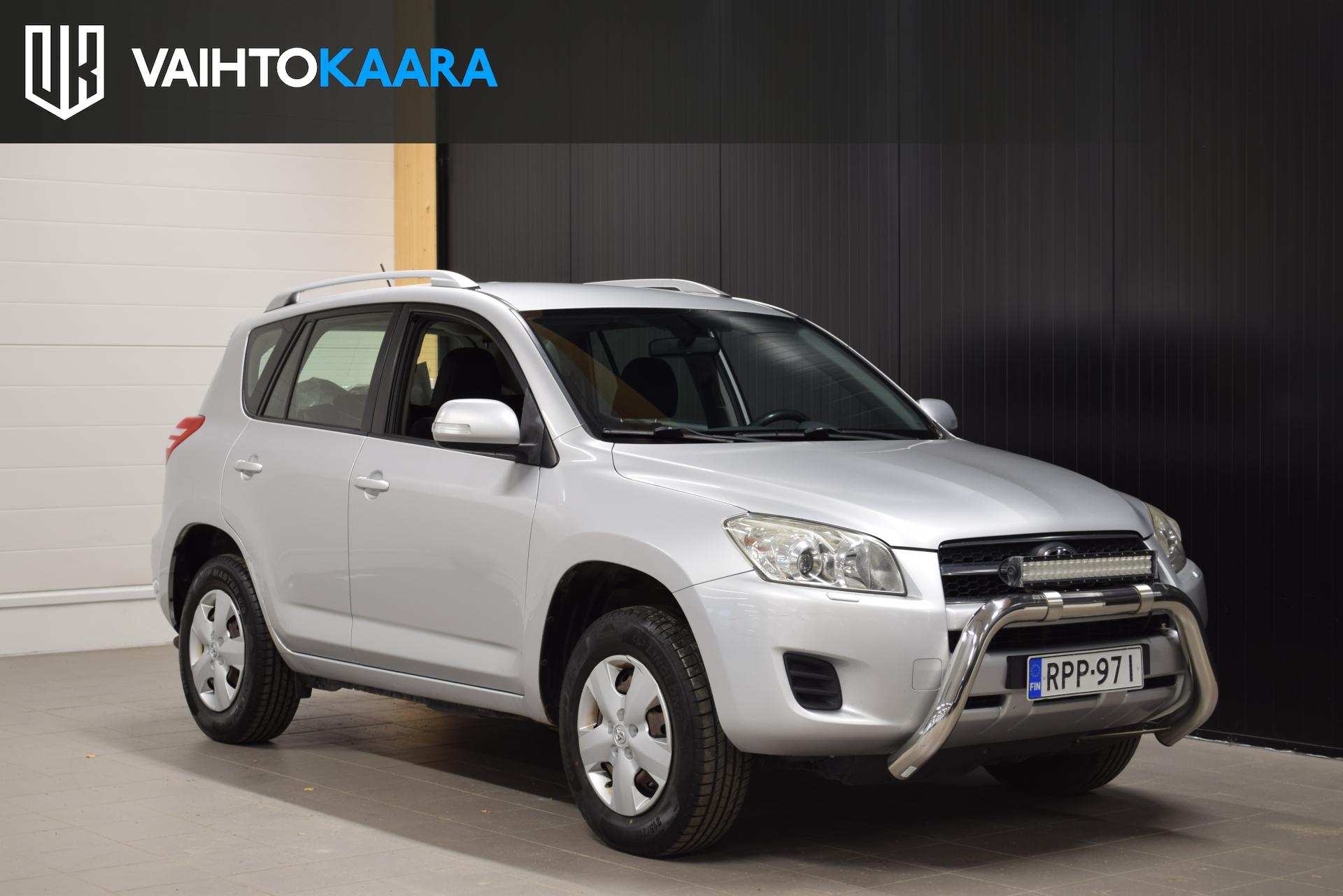 TOYOTA RAV4 7