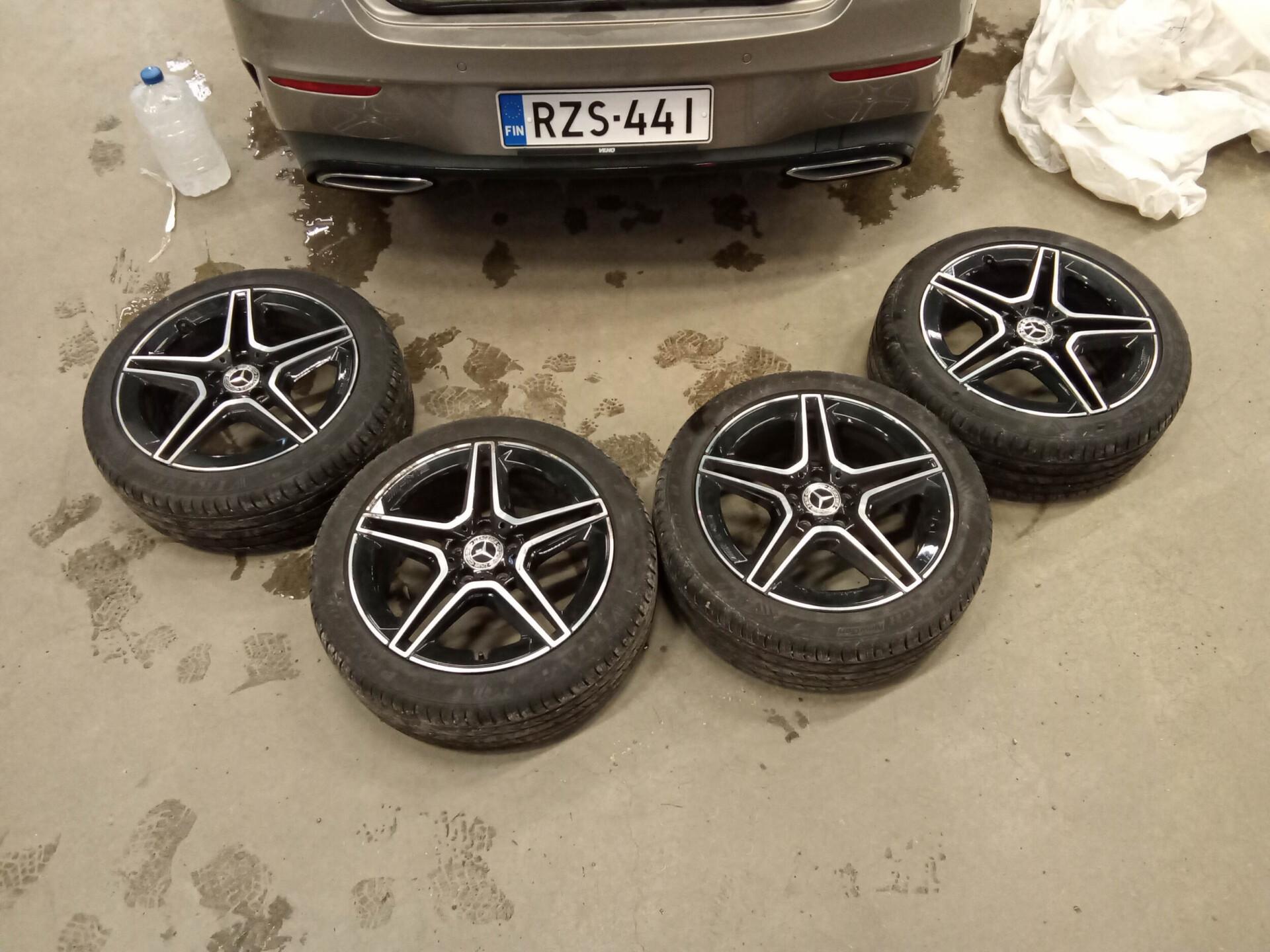 MERCEDES-BENZ CLA 2020