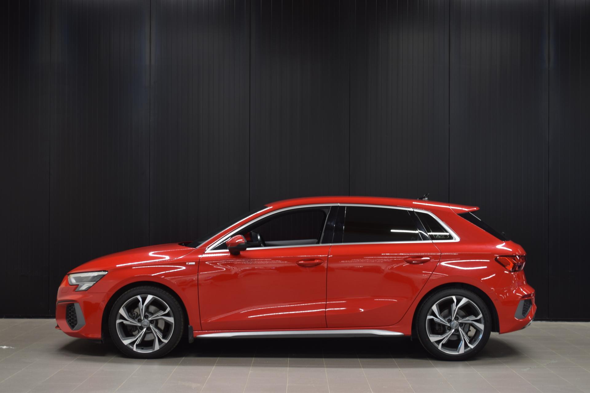 AUDI A3 2021