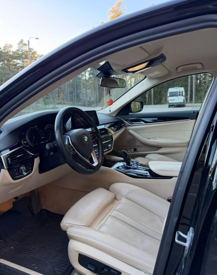 BMW 530 2019