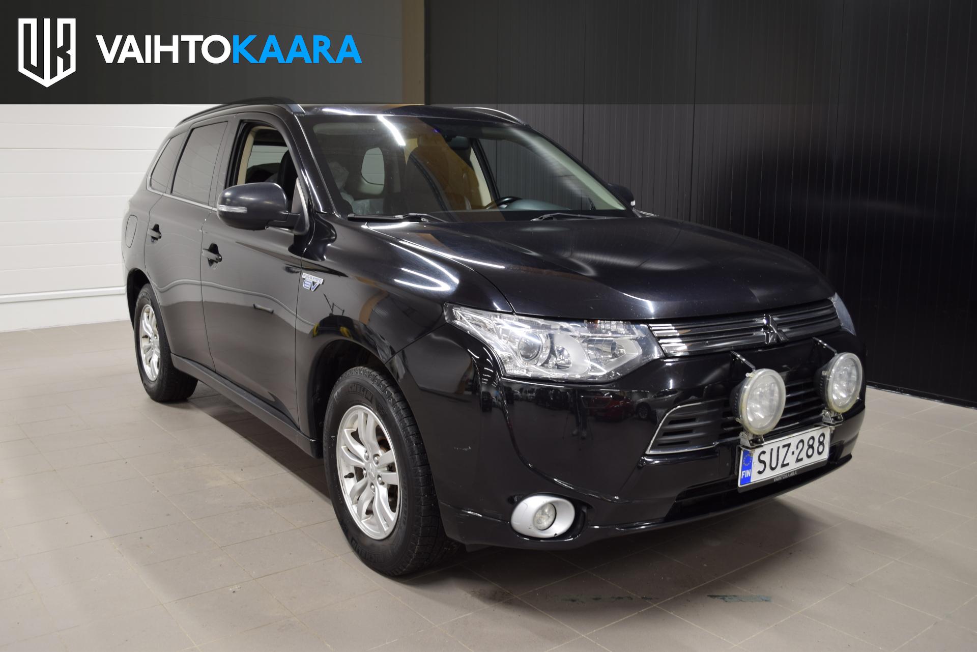 MITSUBISHI Outlander PHEV 2013