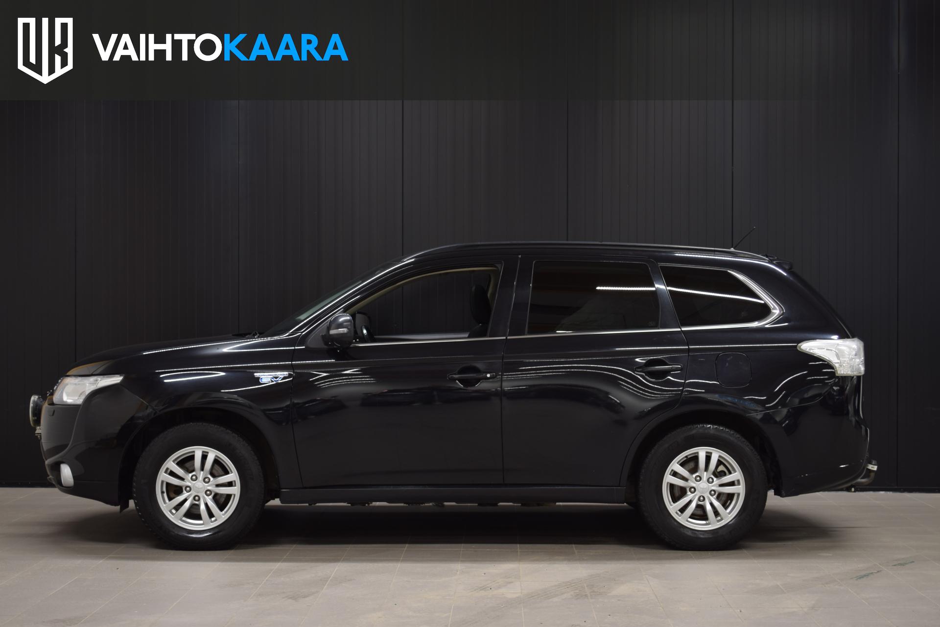 MITSUBISHI Outlander PHEV 2013